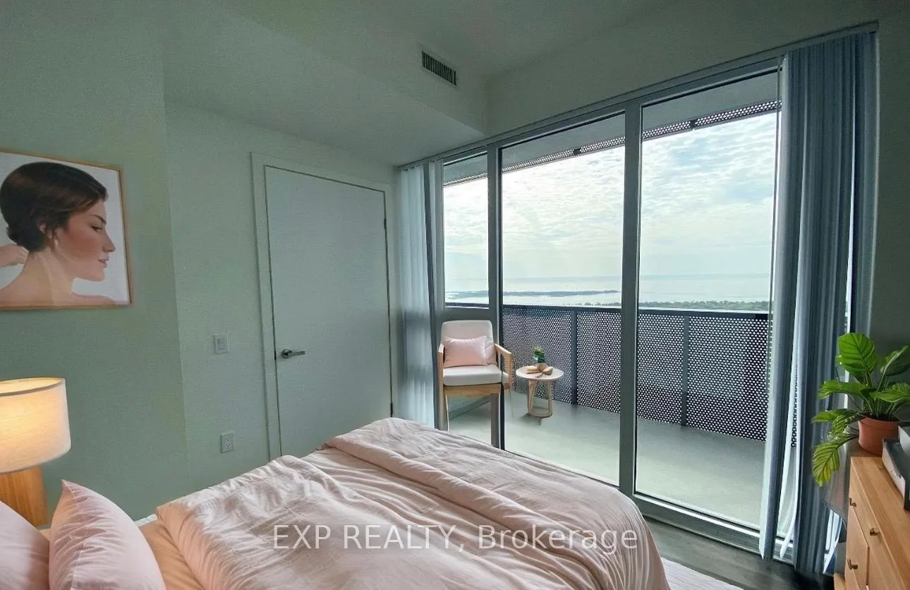 Photo 8 of Unit 6706, 138 Downes Street, Toronto, Waterfront Communities — HOMEH