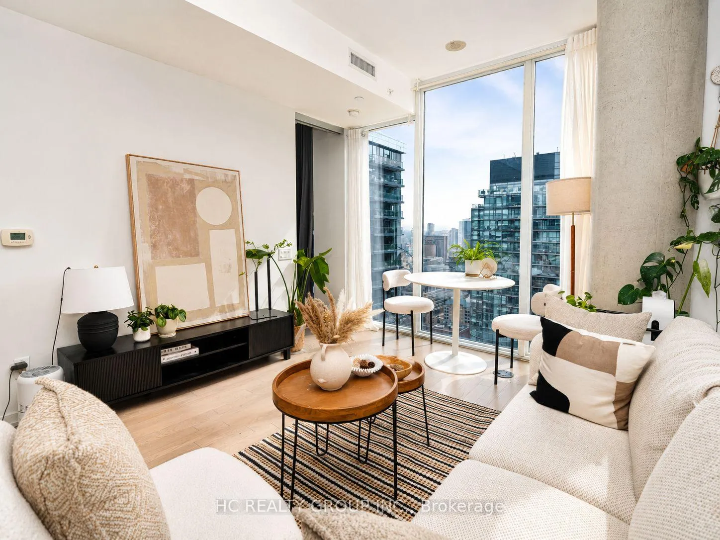 Photo 3 of Unit 3906, 101 Peter Street, Toronto, Waterfront Communities — HOMEH