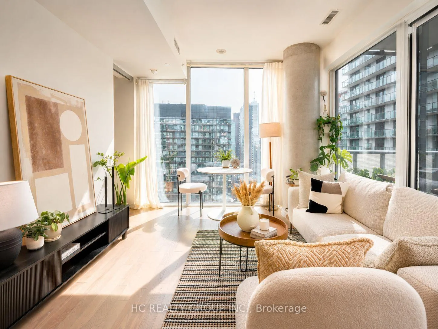 Photo 4 of Unit 3906, 101 Peter Street, Toronto, Waterfront Communities — HOMEH
