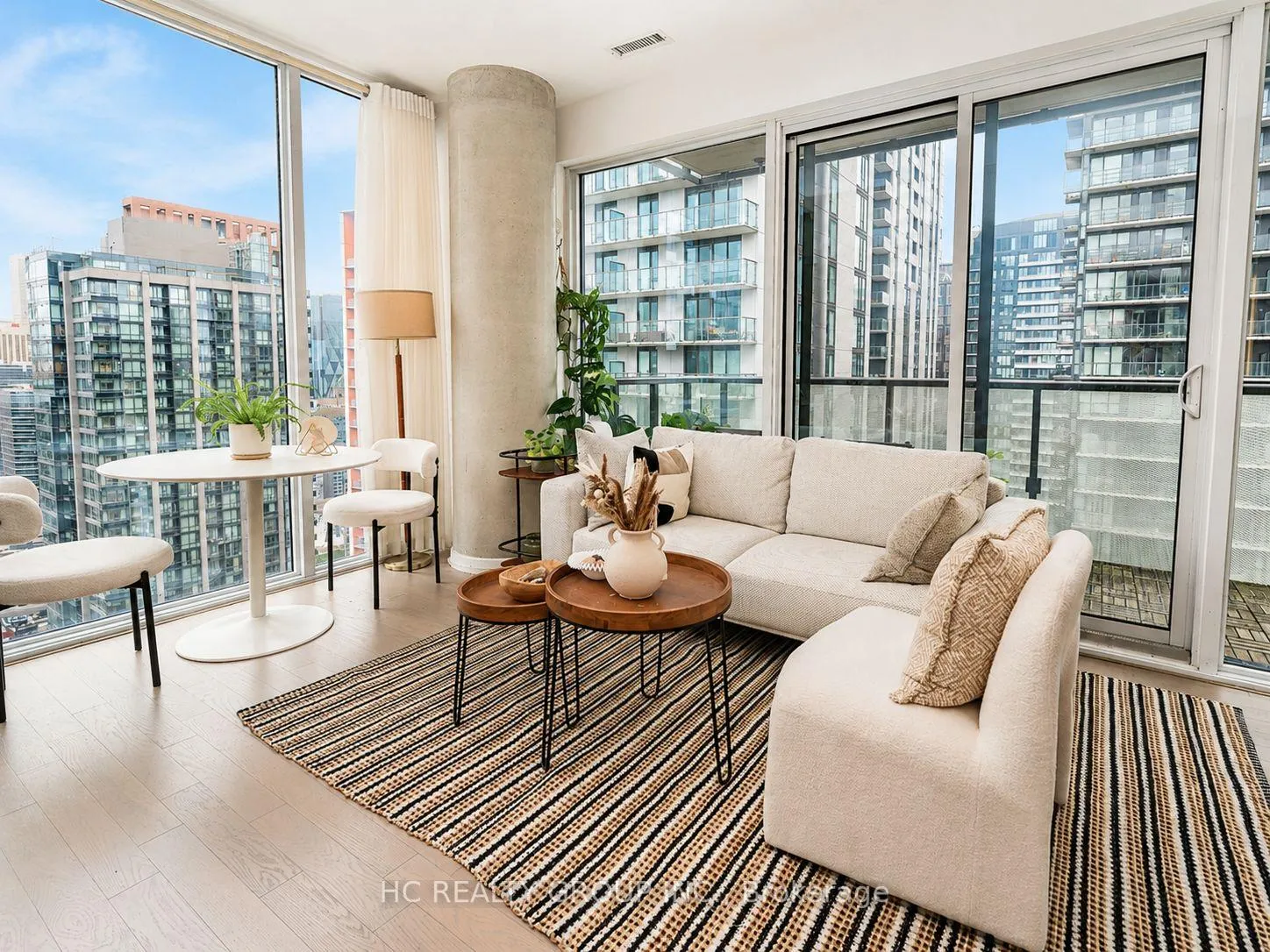 Photo 5 of Unit 3906, 101 Peter Street, Toronto, Waterfront Communities — HOMEH