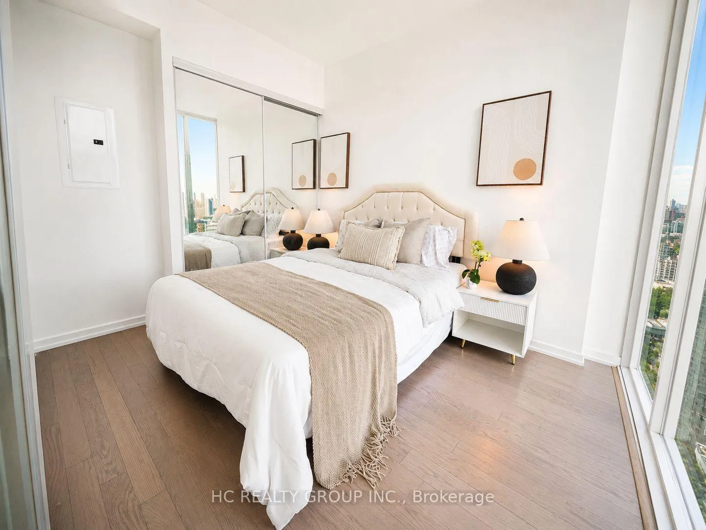 Photo 10 of Unit 3906, 101 Peter Street, Toronto, Waterfront Communities — HOMEH