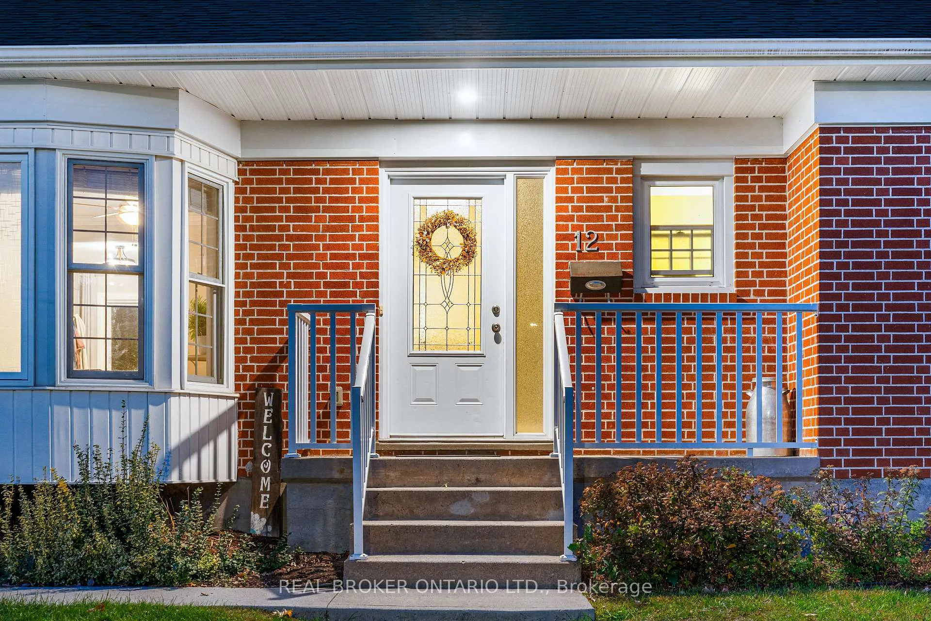 Photo 5 of 12 Florence Street, Smiths Falls, Smiths Falls — HOMEH
