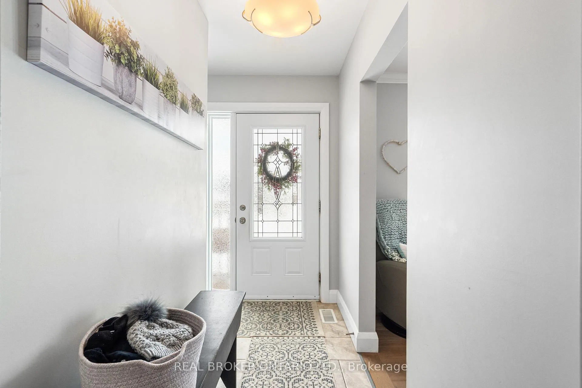 Photo 6 of 12 Florence Street, Smiths Falls, Smiths Falls — HOMEH