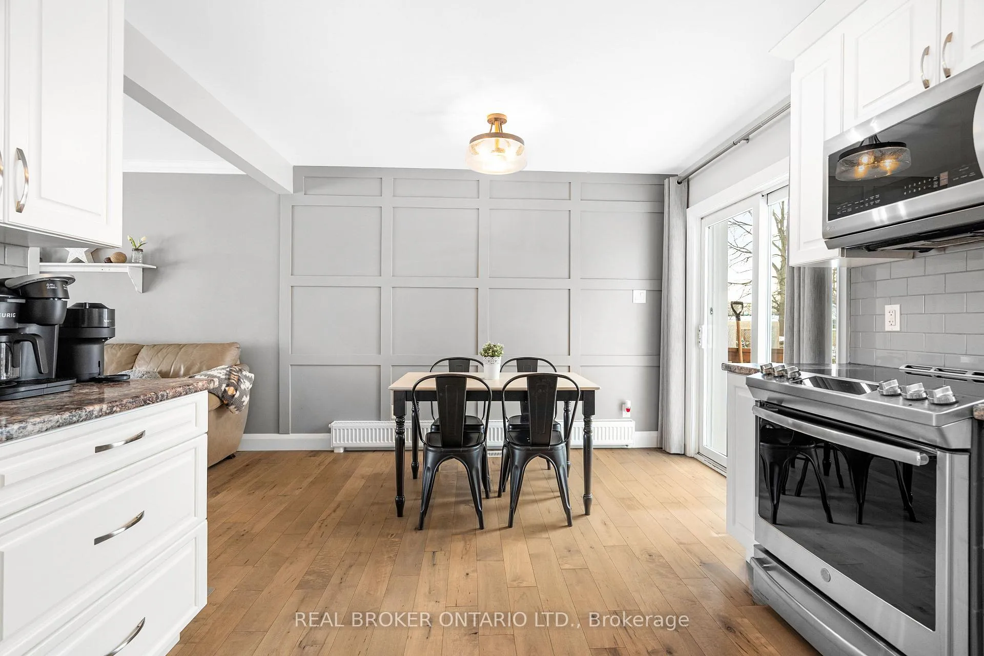 Photo 18 of 12 Florence Street, Smiths Falls, Smiths Falls — HOMEH