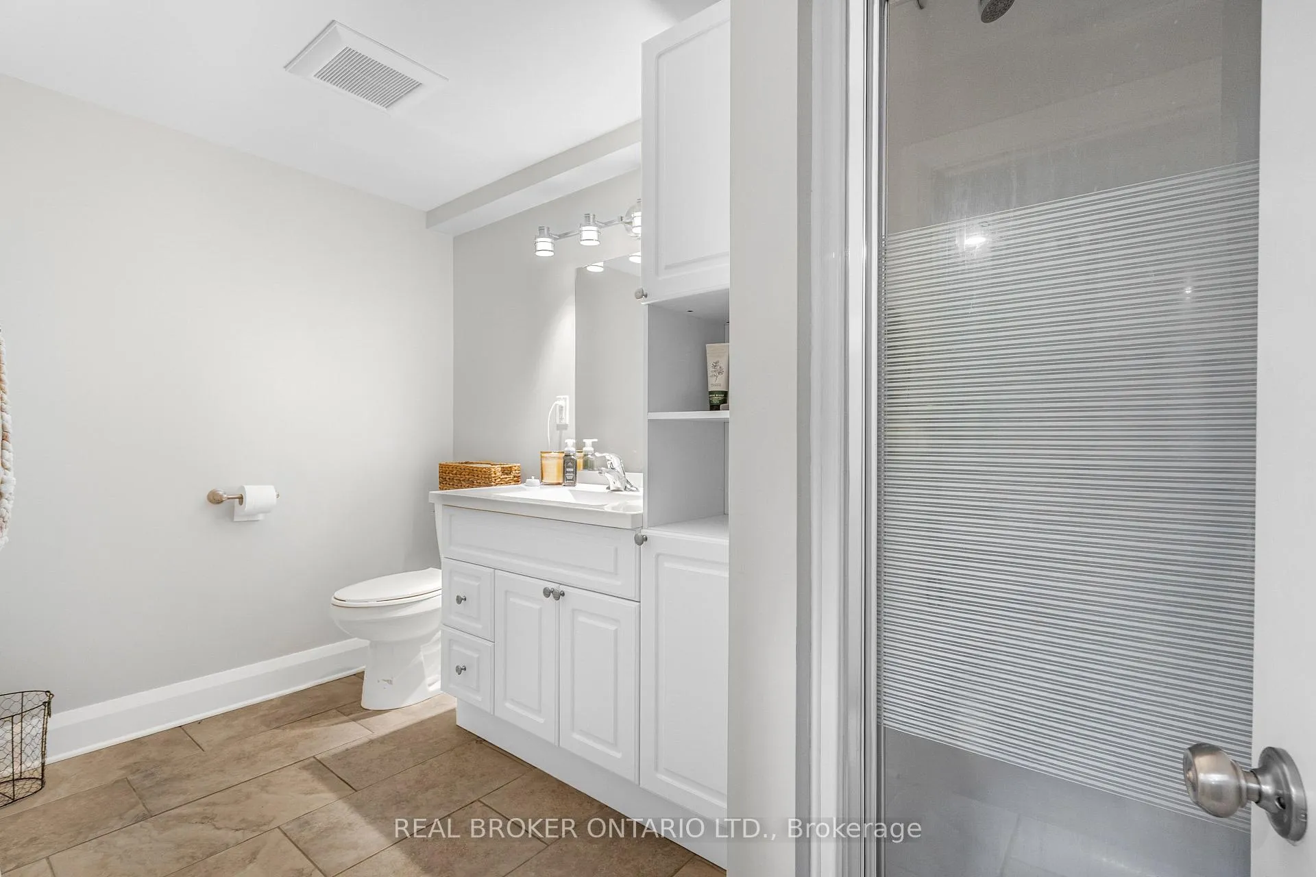 Photo 29 of 12 Florence Street, Smiths Falls, Smiths Falls — HOMEH