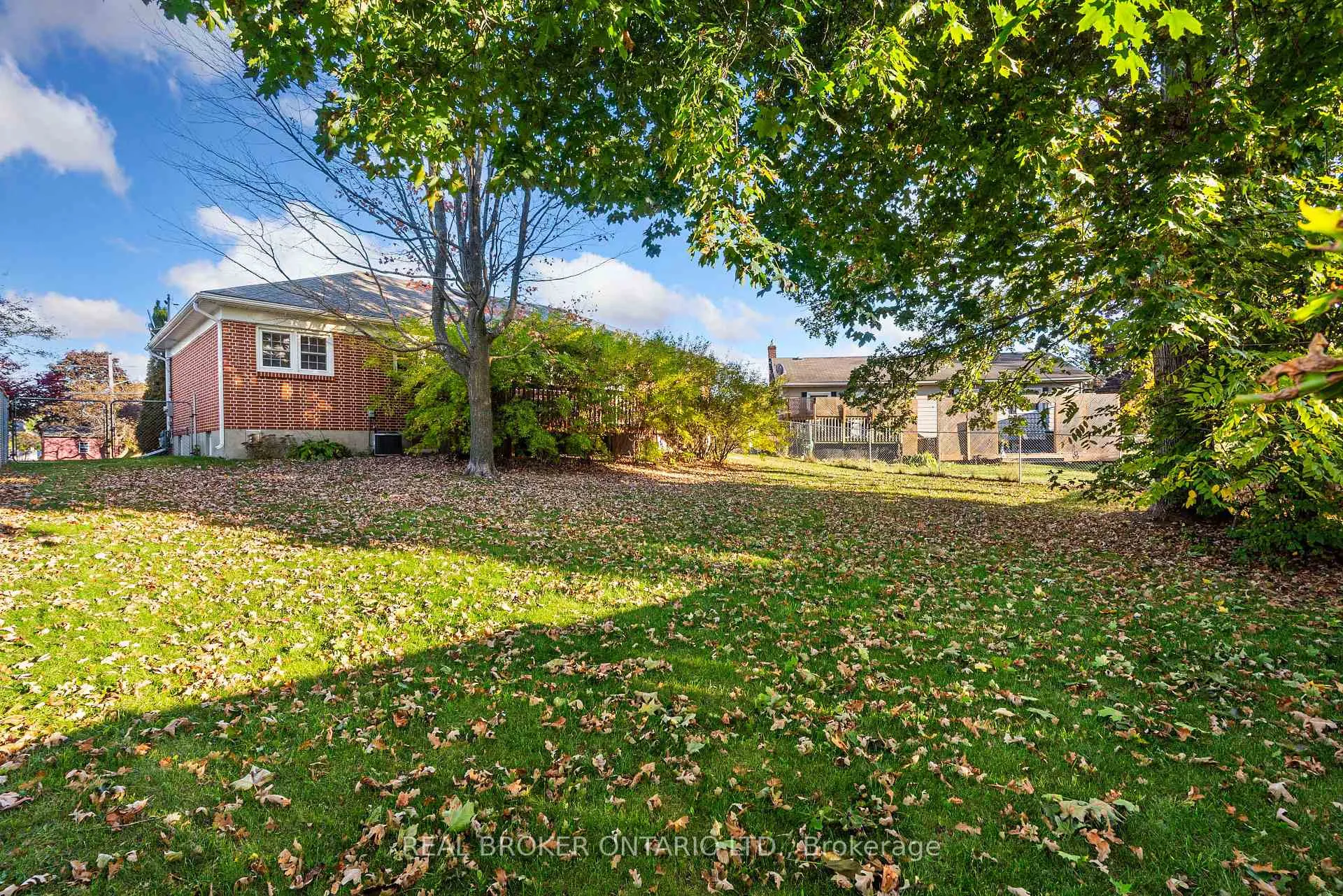 Photo 35 of 12 Florence Street, Smiths Falls, Smiths Falls — HOMEH