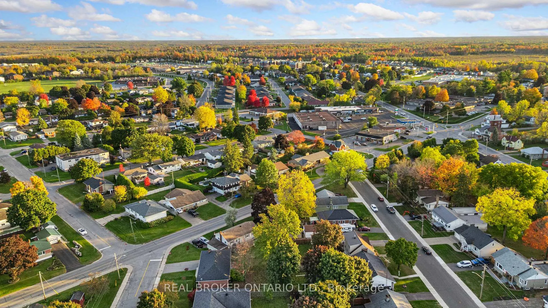 Photo 44 of 12 Florence Street, Smiths Falls, Smiths Falls — HOMEH