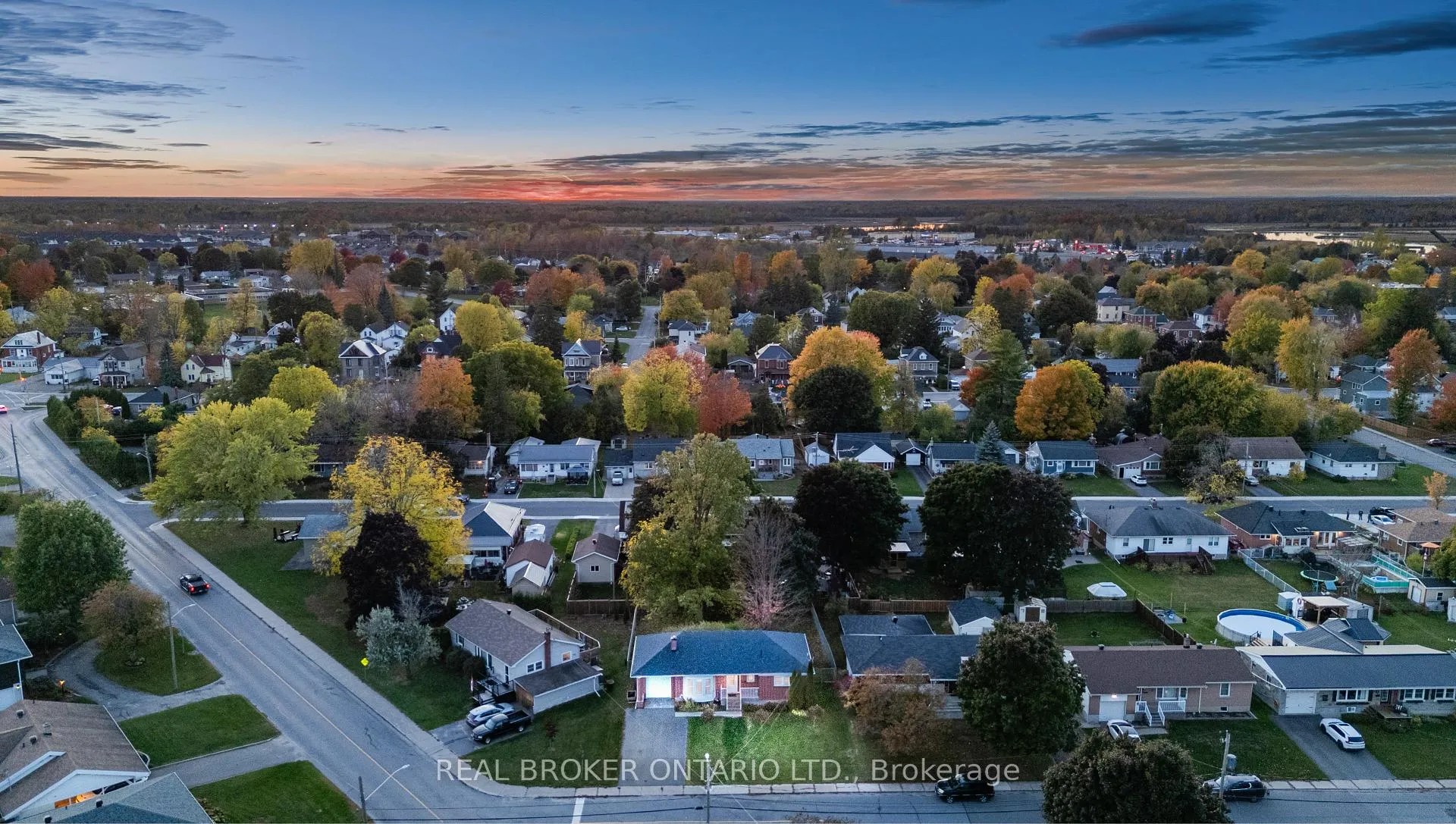 Photo 49 of 12 Florence Street, Smiths Falls, Smiths Falls — HOMEH