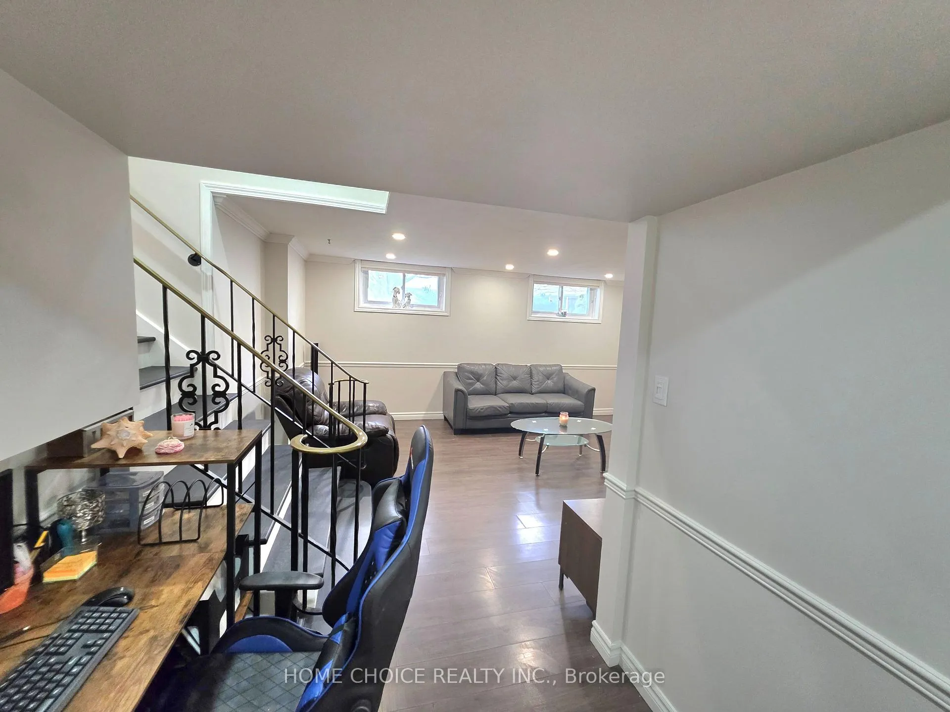 Photo 27 of 130 Champlain Crescent, Kitchener, Heritage Park - Kitchener — HOMEH