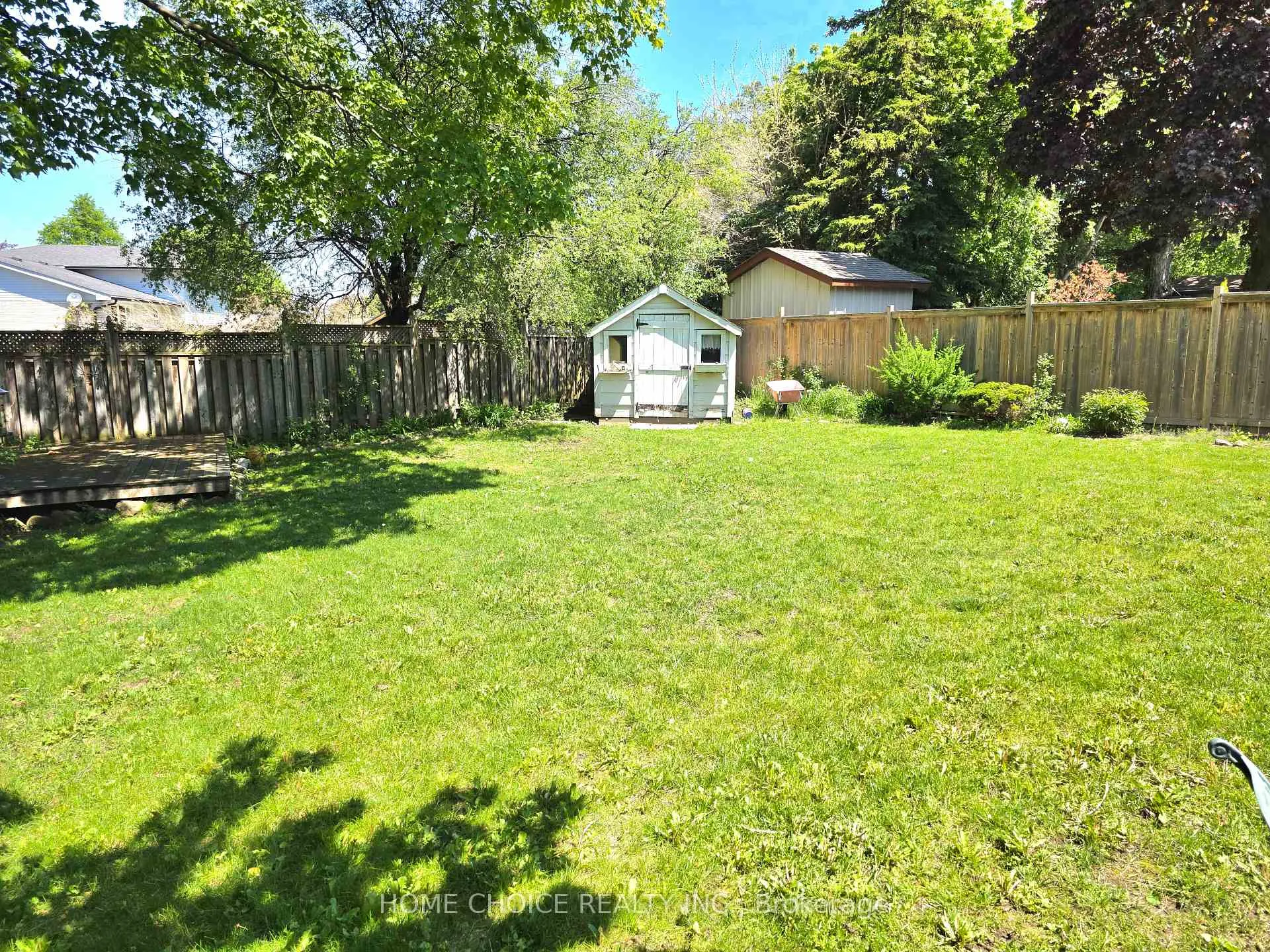 Photo 38 of 130 Champlain Crescent, Kitchener, Heritage Park - Kitchener — HOMEH