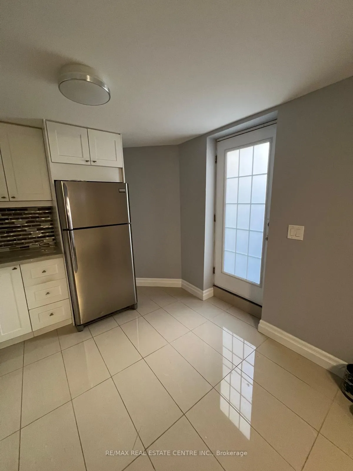 Front of Unit Basement, 230-1 Huntingford Gate