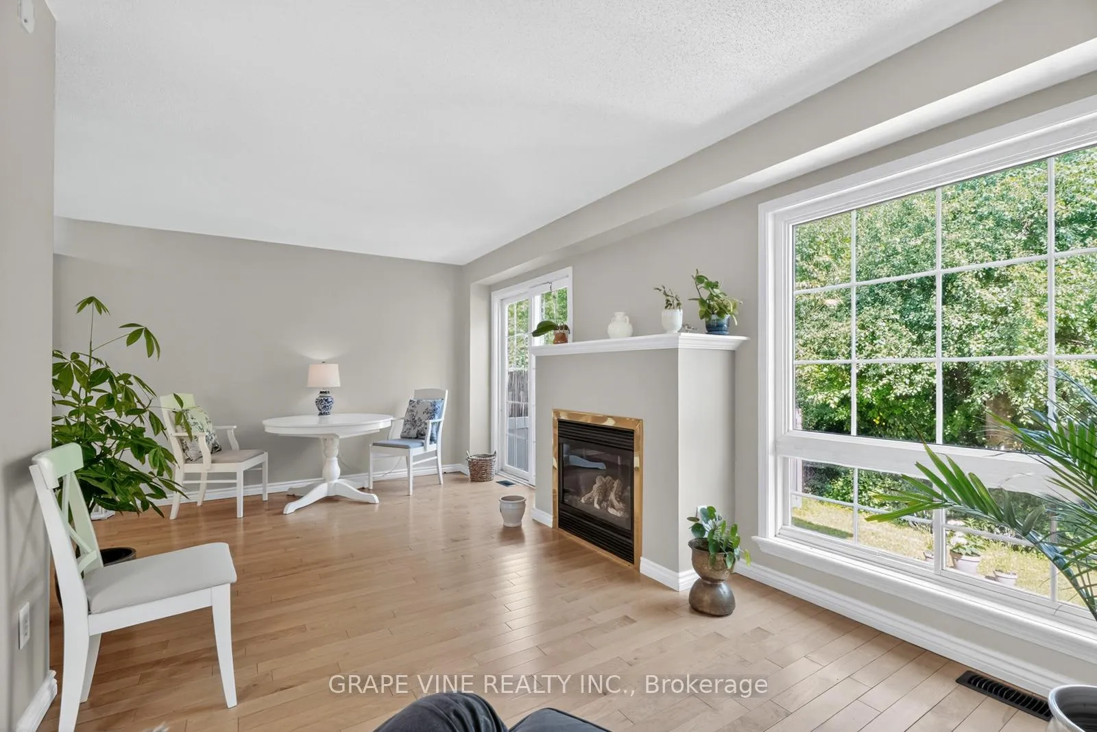 Photo 19 of 21 Fieldberry Private, Ottawa, Barrhaven - Stonebridge — HOMEH