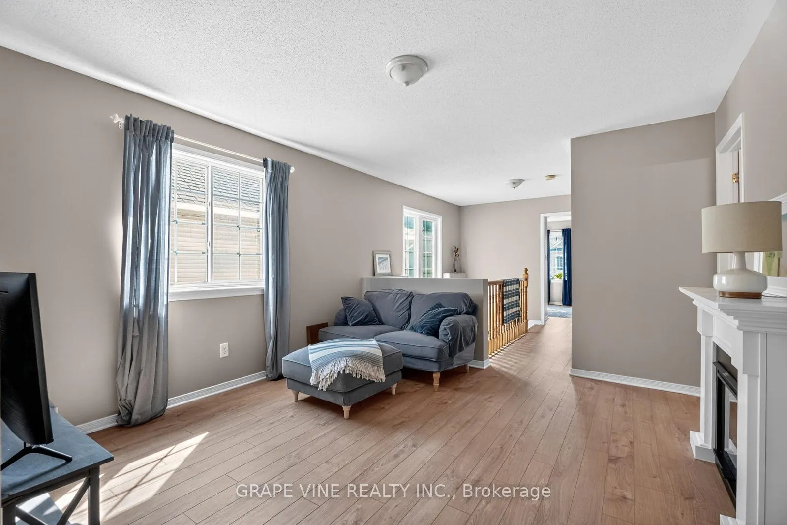 Photo 26 of 21 Fieldberry Private, Ottawa, Barrhaven - Stonebridge — HOMEH