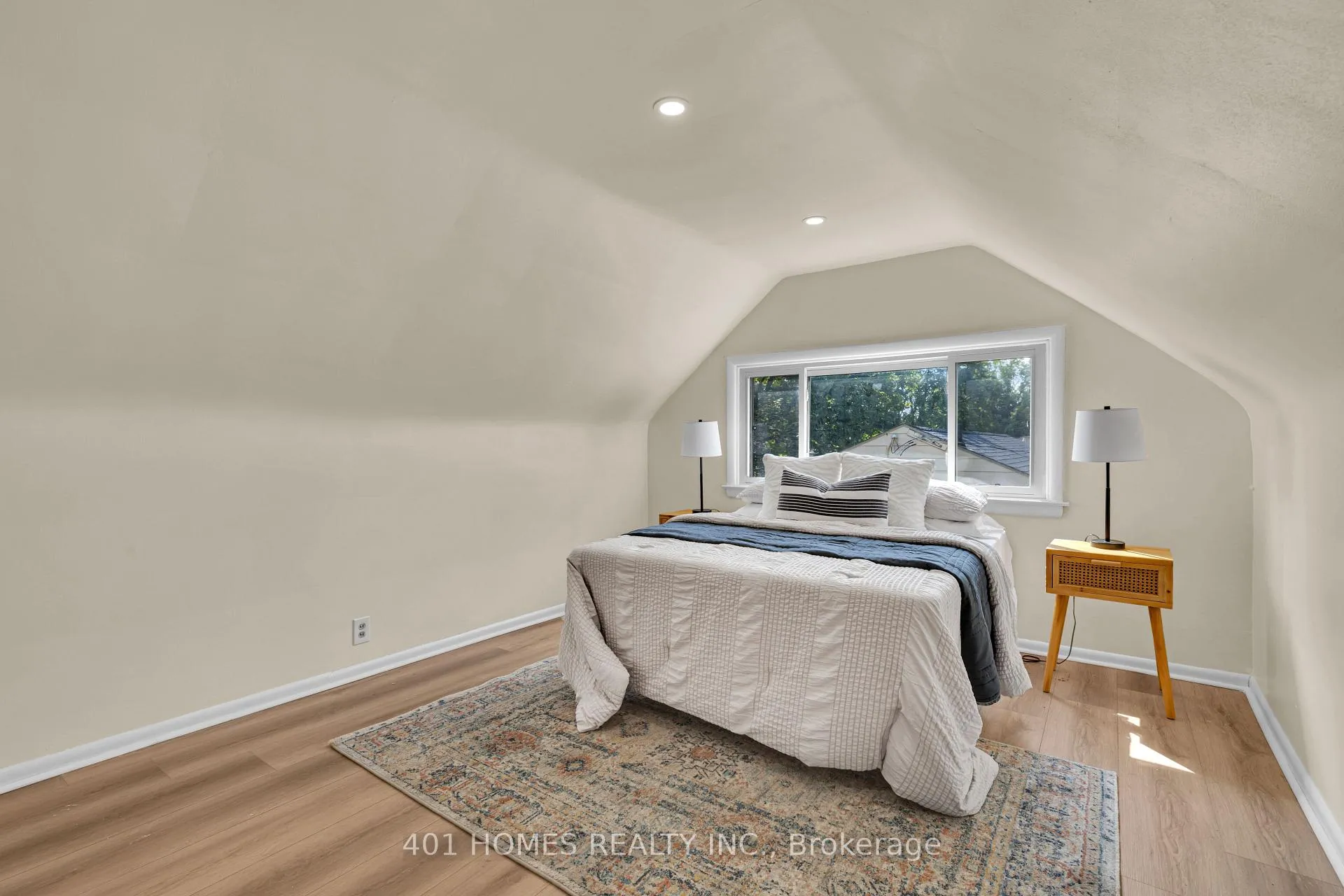 Photo 13 of 3711 Dandurand Boulevard, Windsor — HOMEH