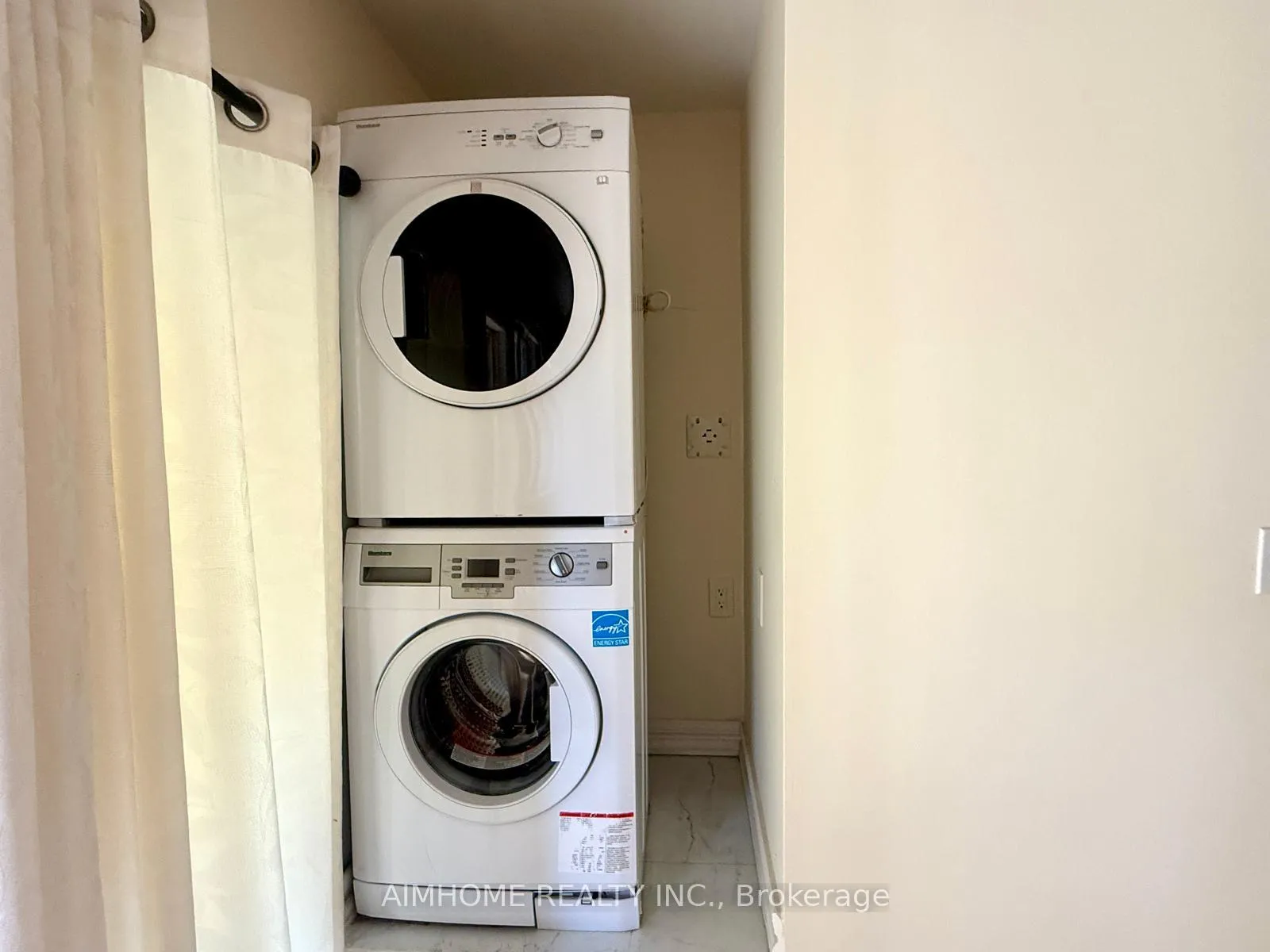 Photo 8 of Unit Main, 1298 Minden Street, Oshawa, Lakeview — HOMEH