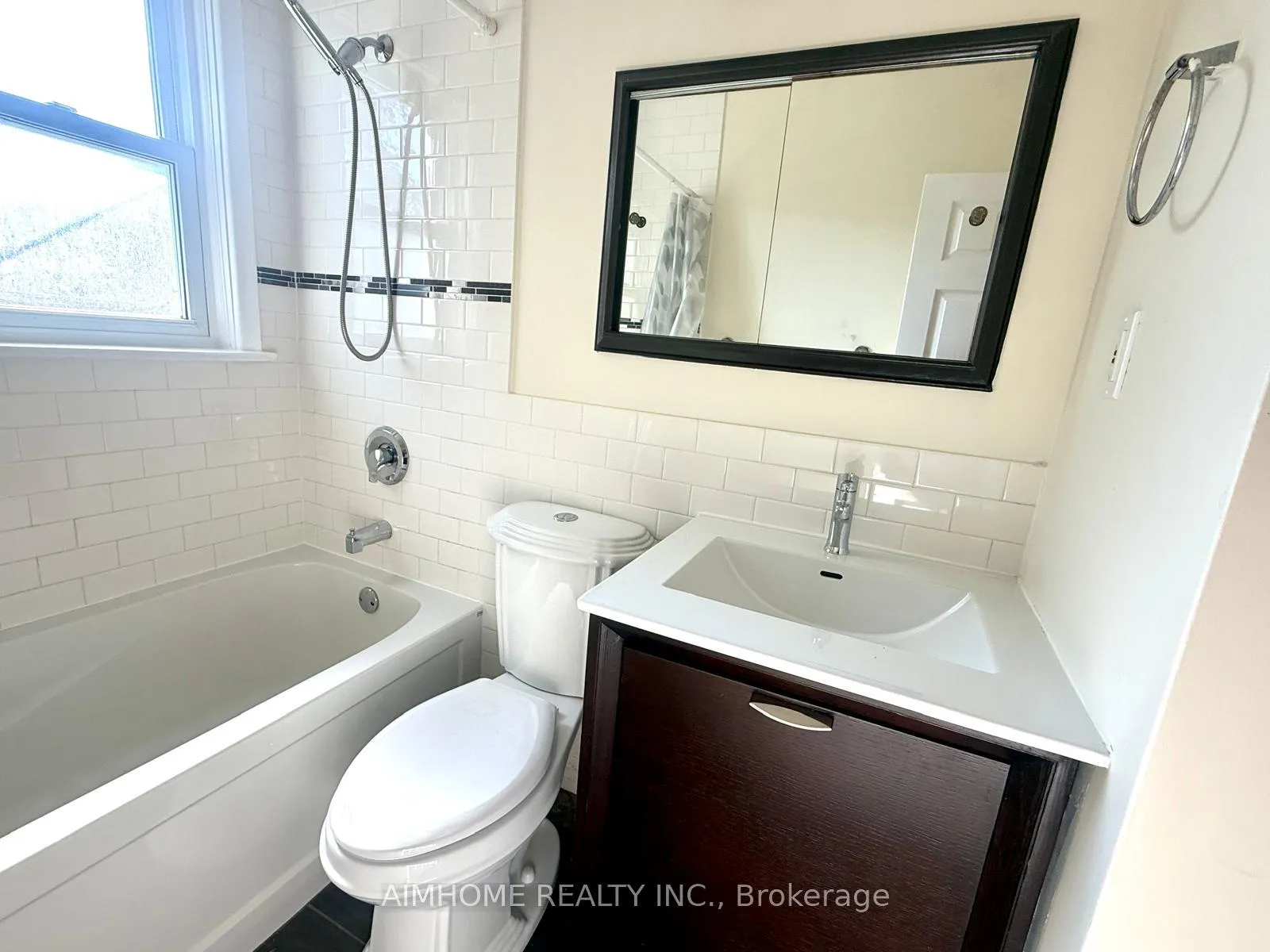 Photo 9 of Unit Main, 1298 Minden Street, Oshawa, Lakeview — HOMEH