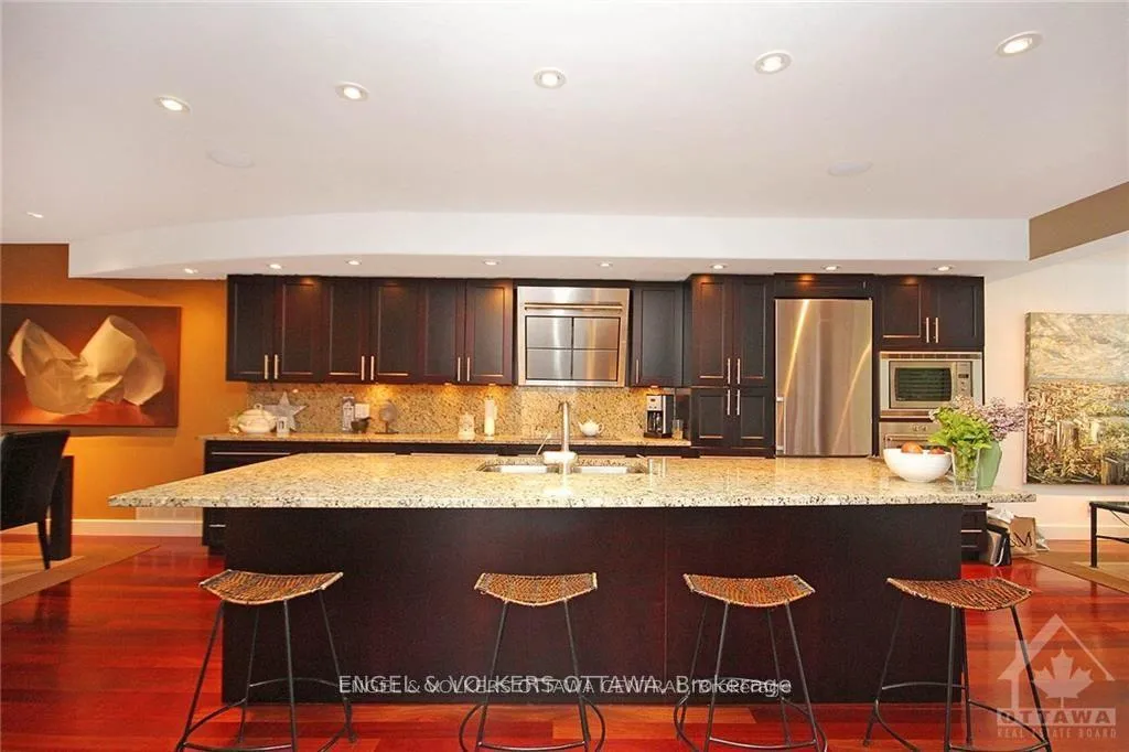 Photo 5 of 281 Kirchoffer Avenue, Ottawa, Westboro West — HOMEH
