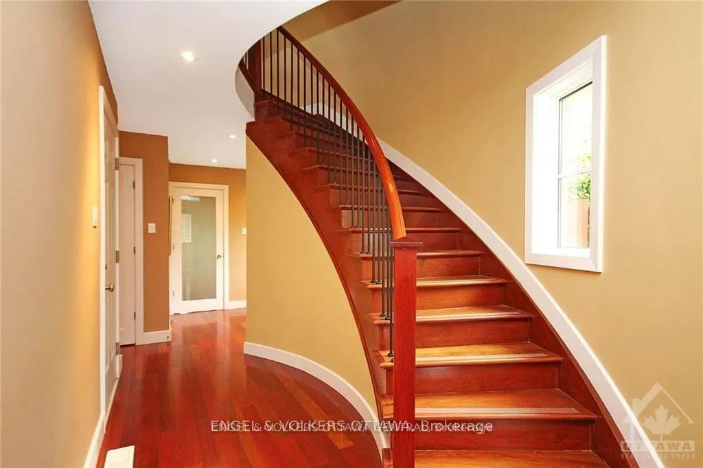 Photo 8 of 281 Kirchoffer Avenue, Ottawa, Westboro West — HOMEH