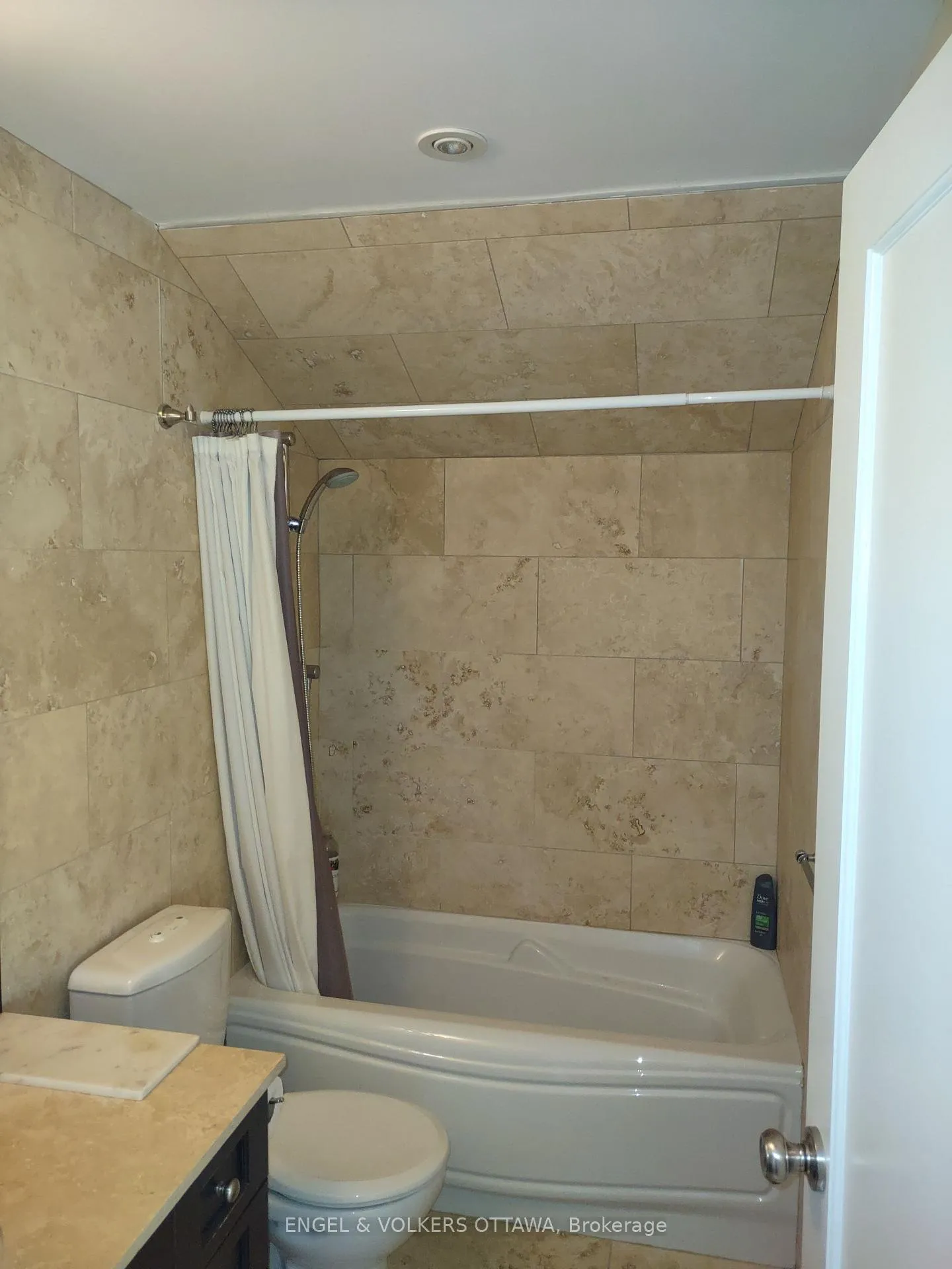 Photo 19 of 281 Kirchoffer Avenue, Ottawa, Westboro West — HOMEH