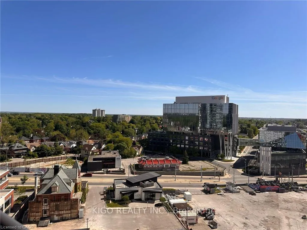 Photo 9 of Unit 902, 25 Wellington Street S, Kitchener — HOMEH