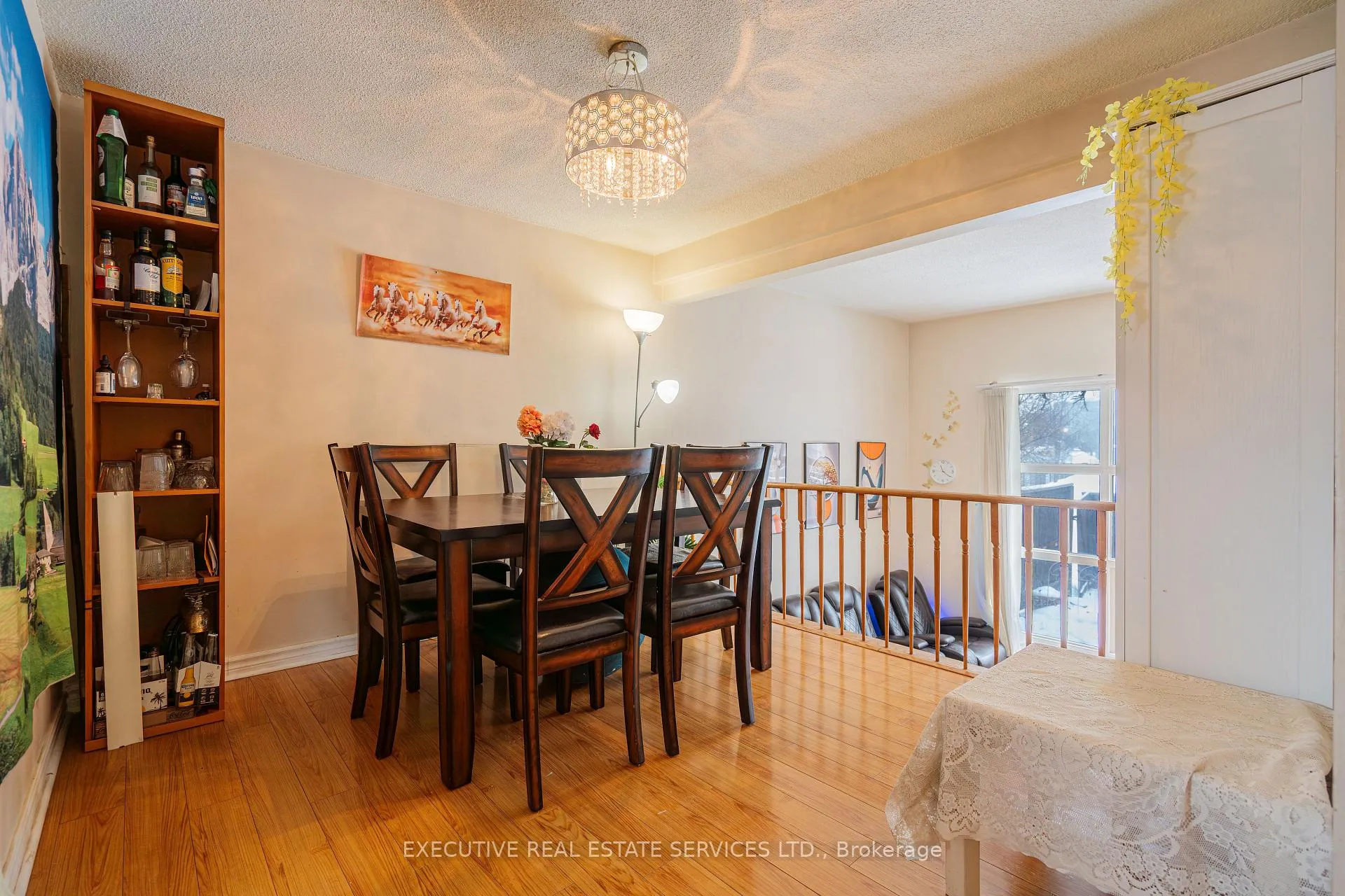 Photo 11 of 25 Briar Path, Brampton, Avondale — HOMEH