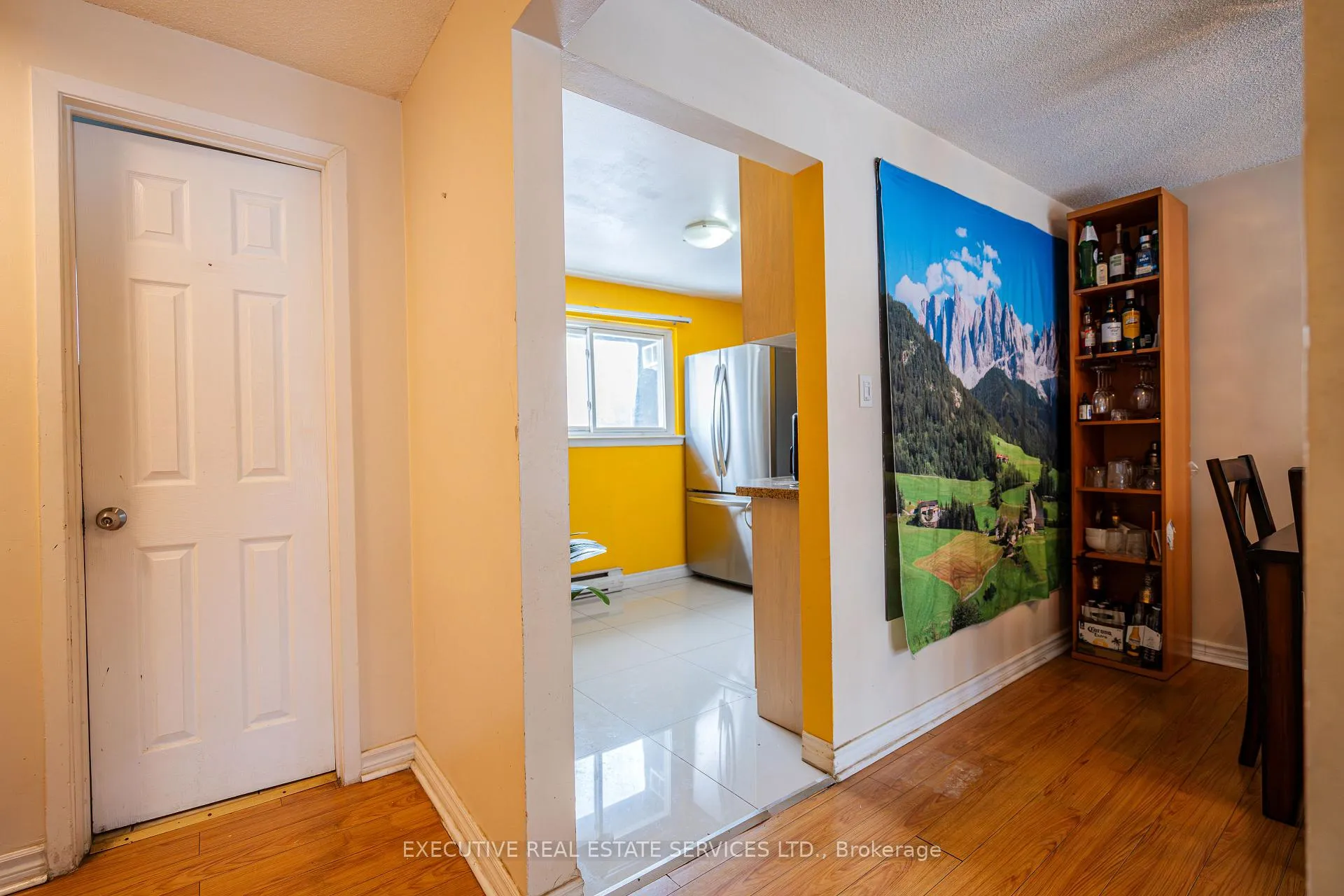 Photo 13 of 25 Briar Path, Brampton, Avondale — HOMEH
