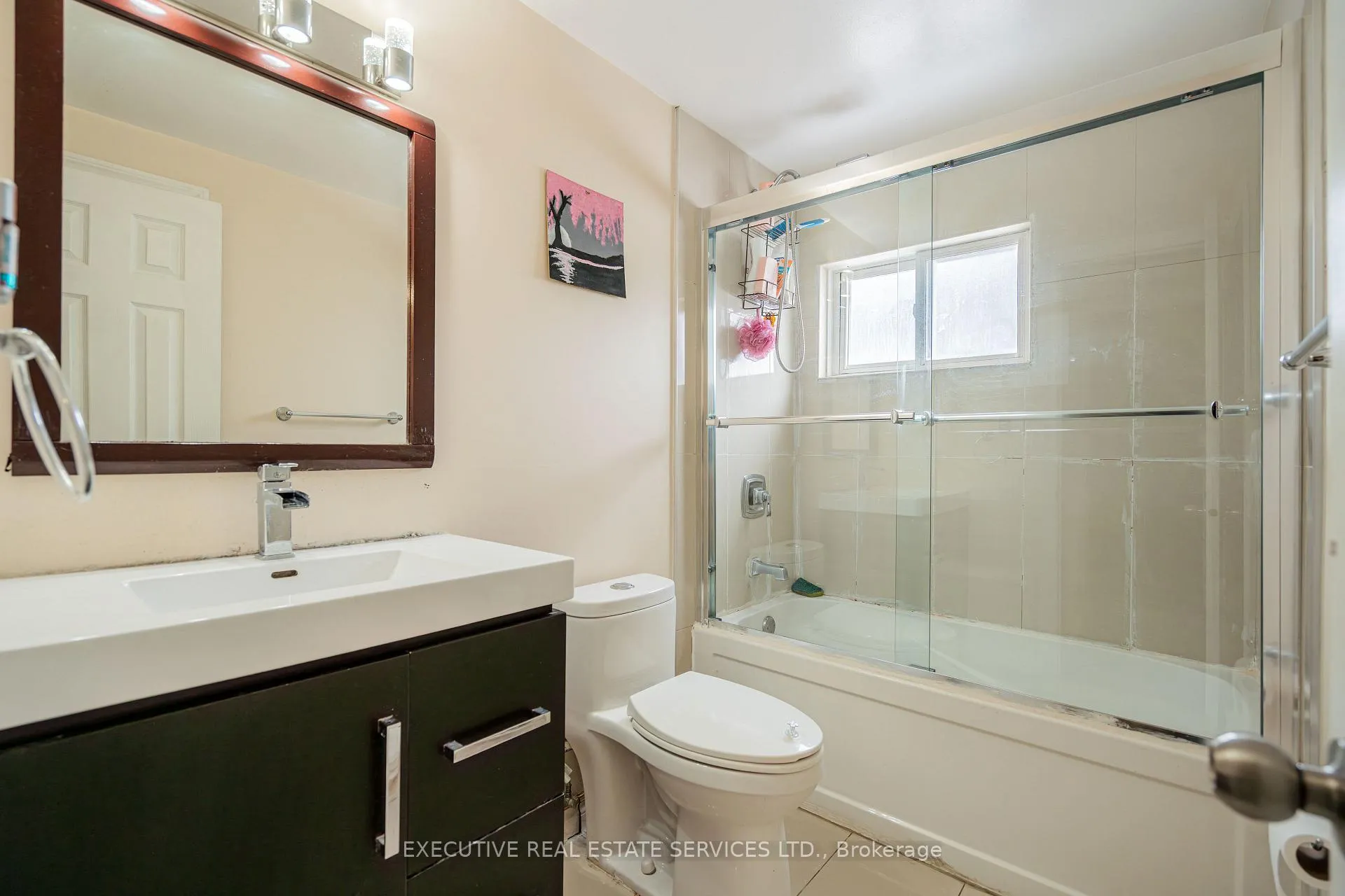 Photo 20 of 25 Briar Path, Brampton, Avondale — HOMEH