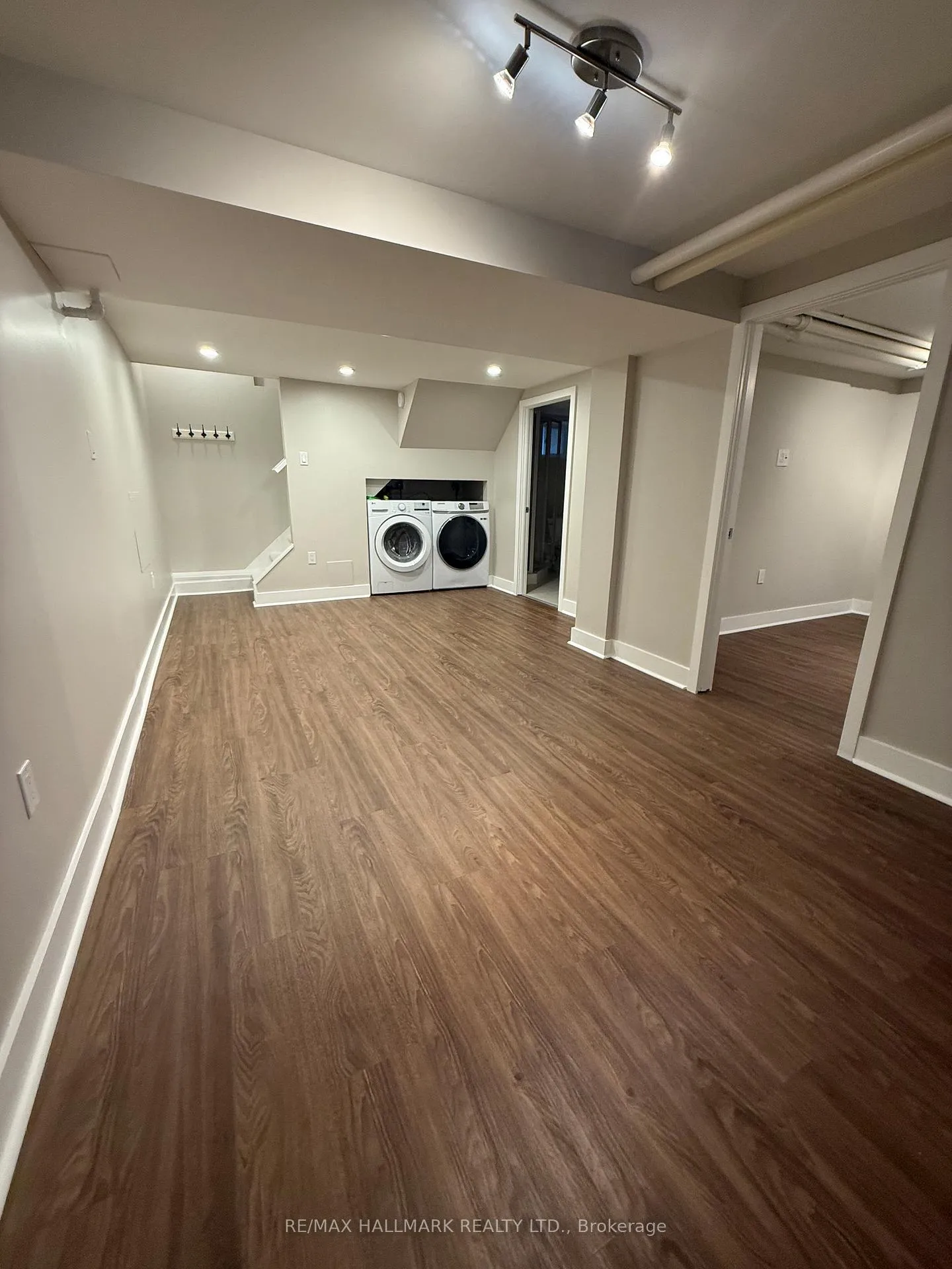 Photo 14 of 368 Mount Pleasant Road, Toronto, Rosedale-Moore Park — HOMEH