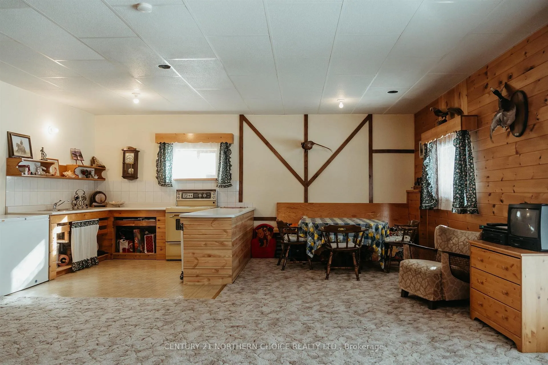 Photo 14 of 996 Redditt Road, Kenora, Redditt Road West — HOMEH