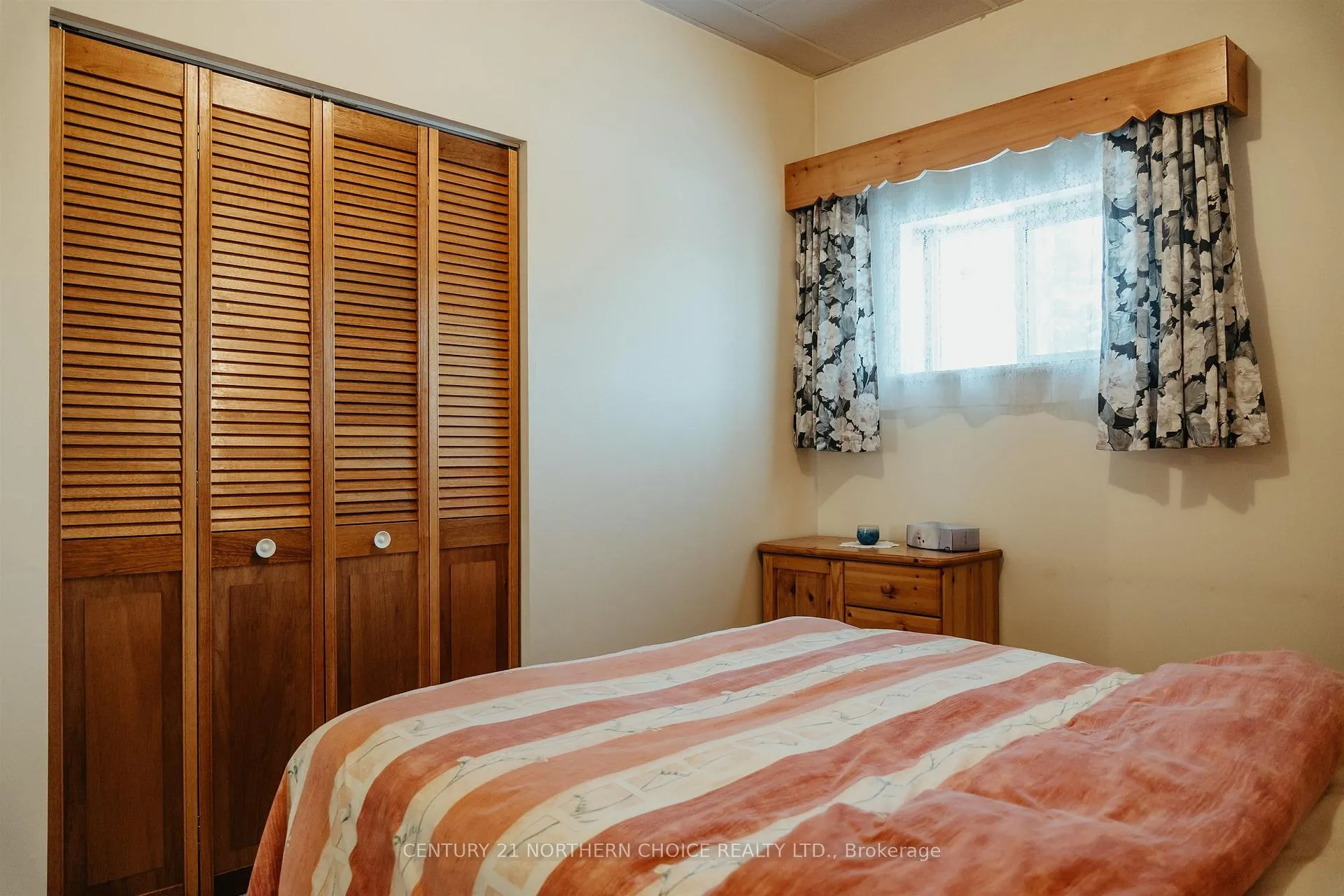 Photo 19 of 996 Redditt Road, Kenora, Redditt Road West — HOMEH