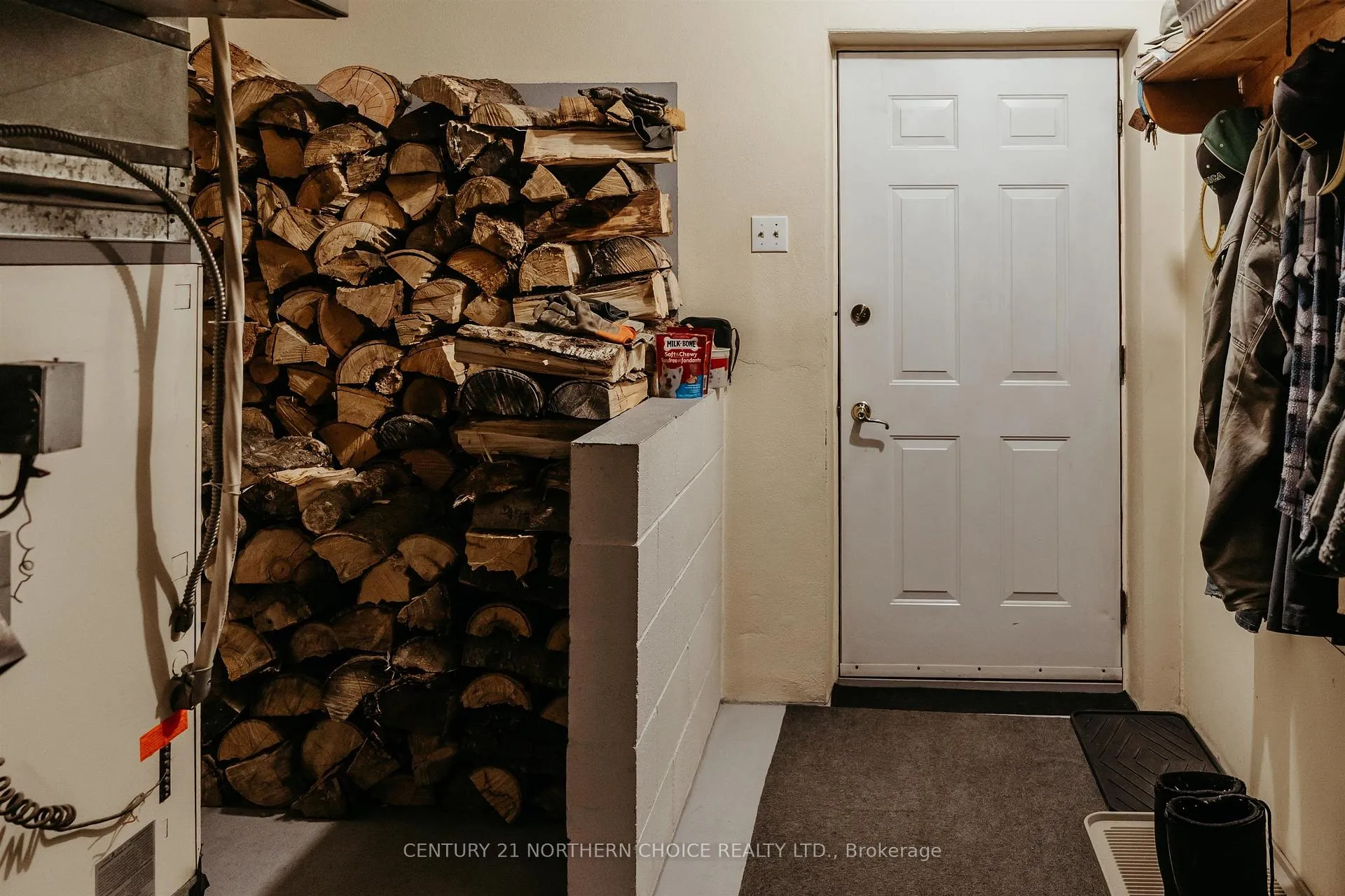 Photo 24 of 996 Redditt Road, Kenora, Redditt Road West — HOMEH