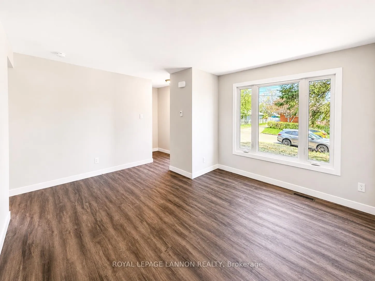 Photo 6 of 31 Matthews Street, Thunder Bay, Shuniah — HOMEH