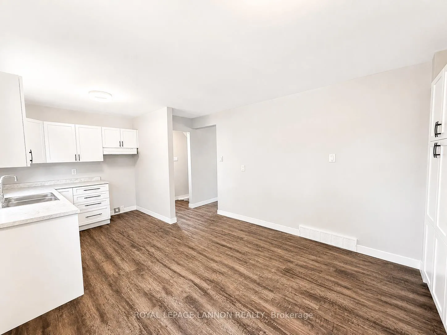 Photo 12 of 31 Matthews Street, Thunder Bay, Shuniah — HOMEH