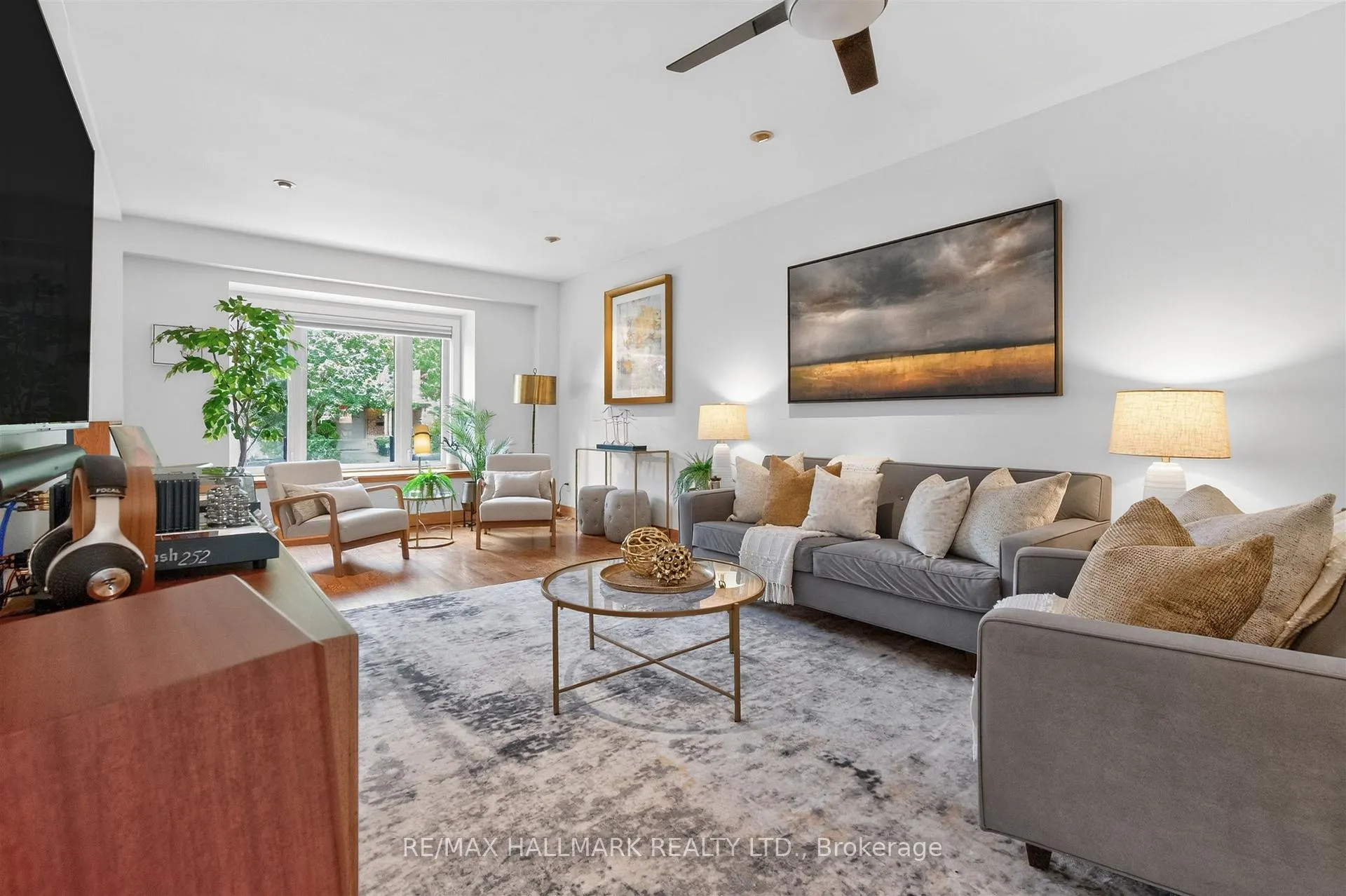 Photo 9 of 75 Hillside Drive, Toronto, Broadview North — HOMEH
