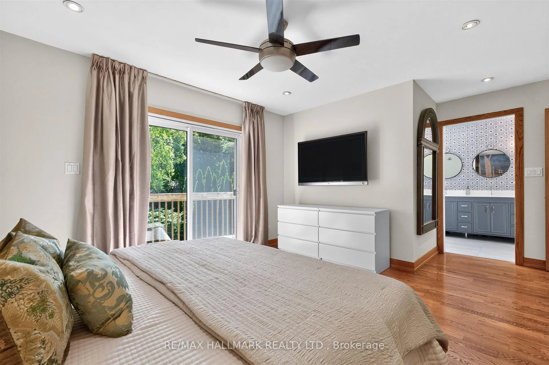 Photo 32 of 75 Hillside Drive, Toronto, Broadview North — HOMEH