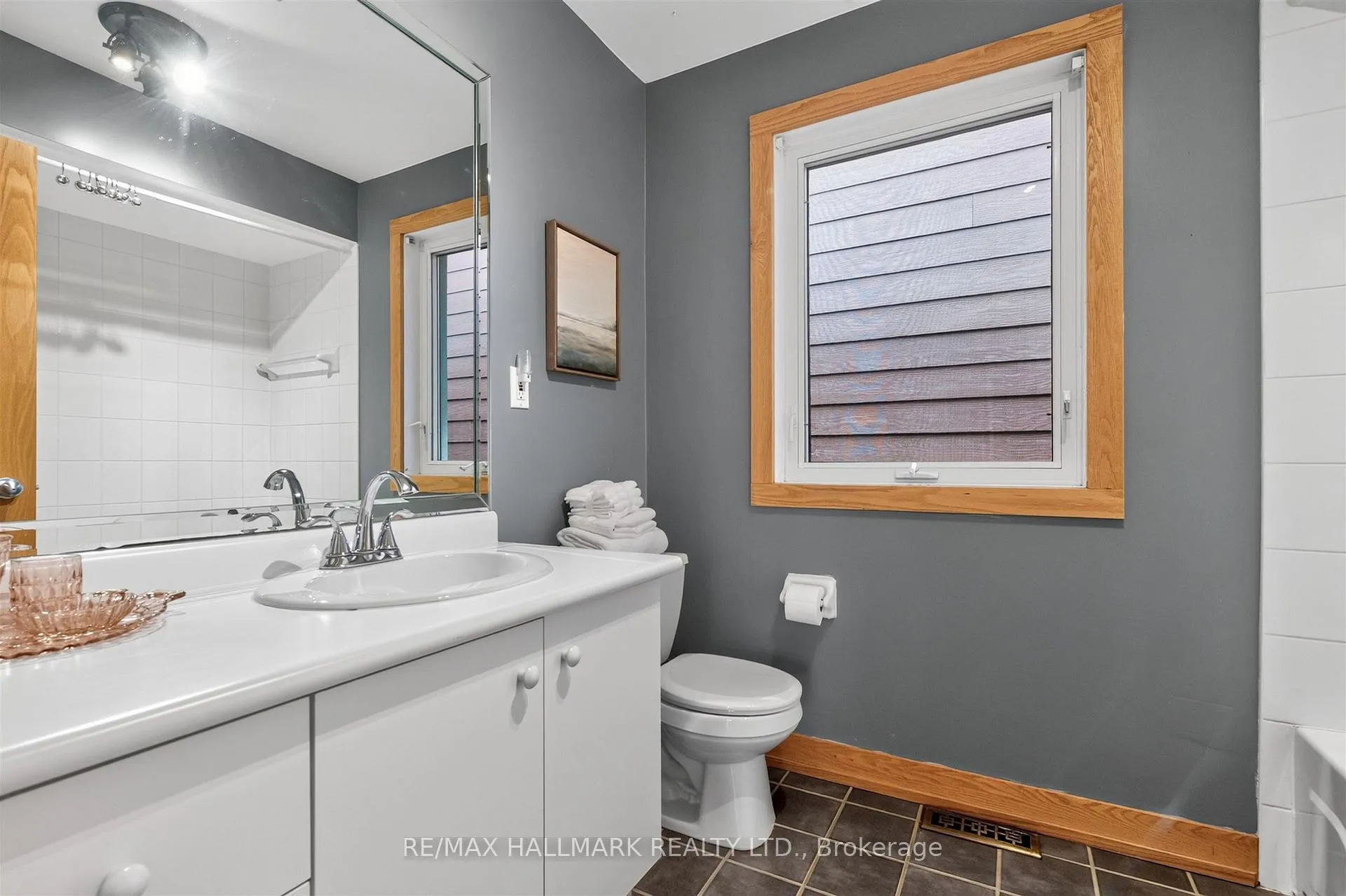 Photo 44 of 75 Hillside Drive, Toronto, Broadview North — HOMEH