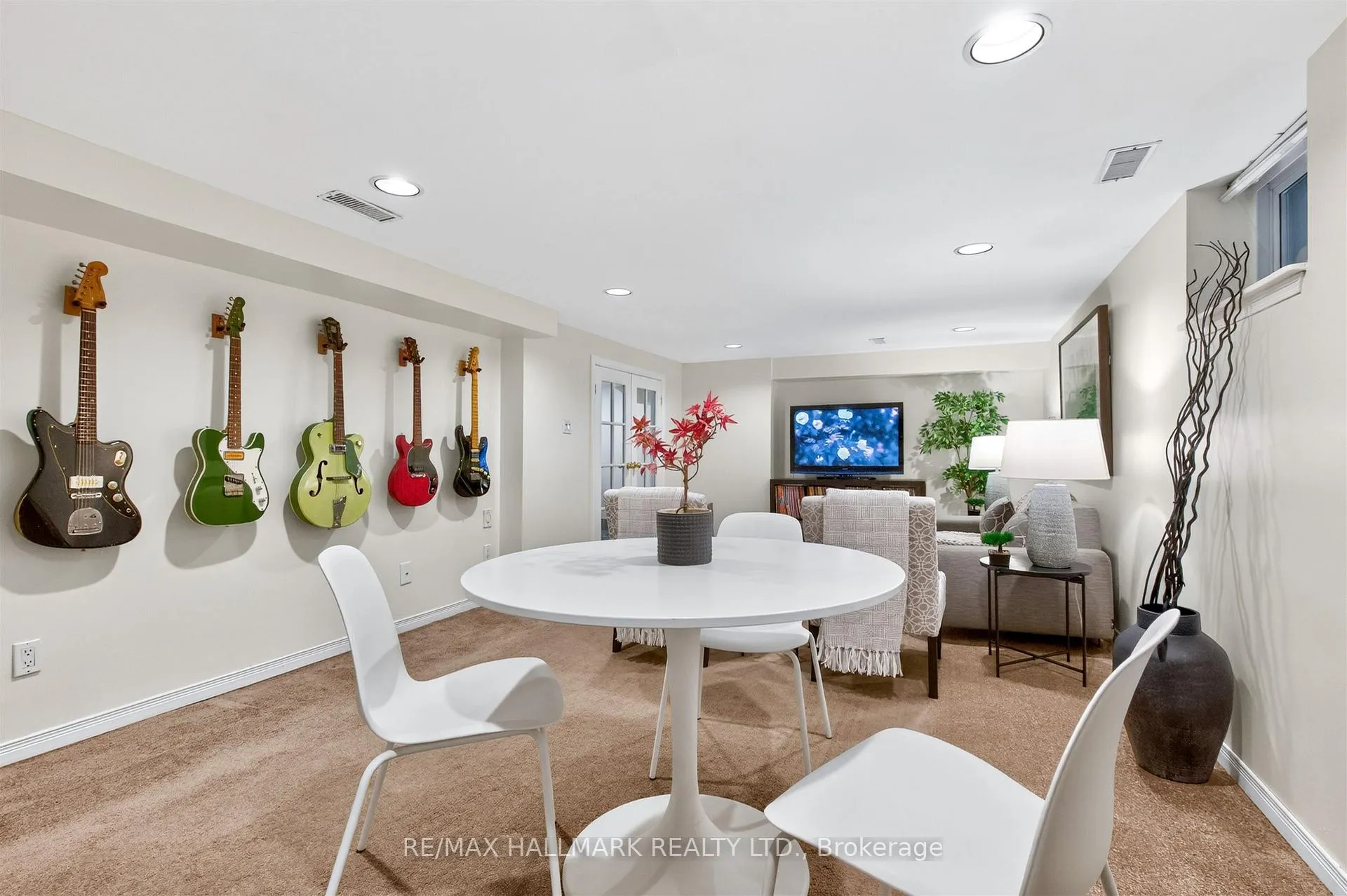 Photo 48 of 75 Hillside Drive, Toronto, Broadview North — HOMEH