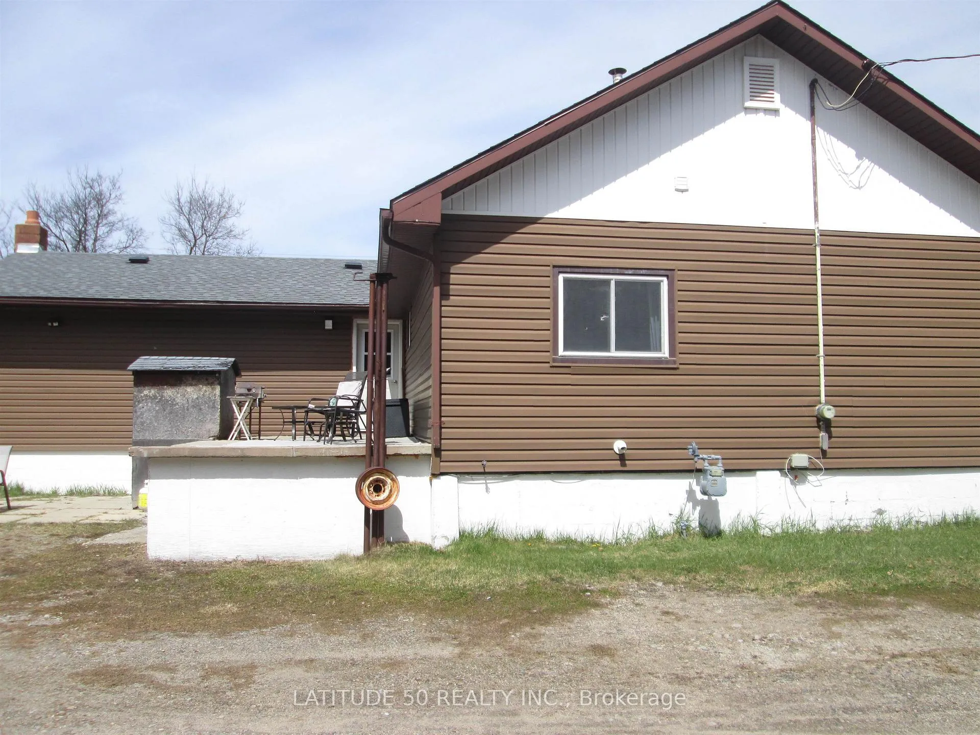 Photo 4 of 208 West Street, Ignace — HOMEH