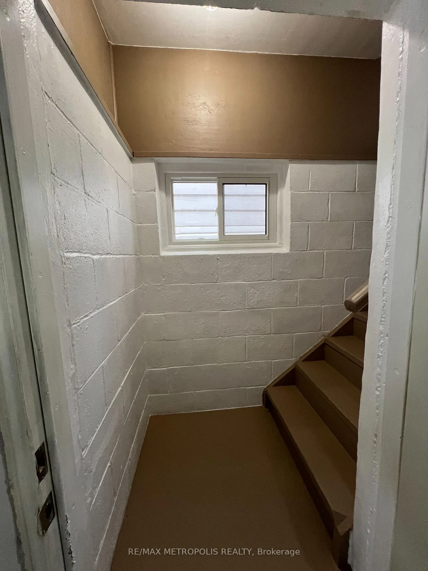 Photo 10 of Unit BSMT, 1101 King Street, Whitby, Downtown Whitby — HOMEH