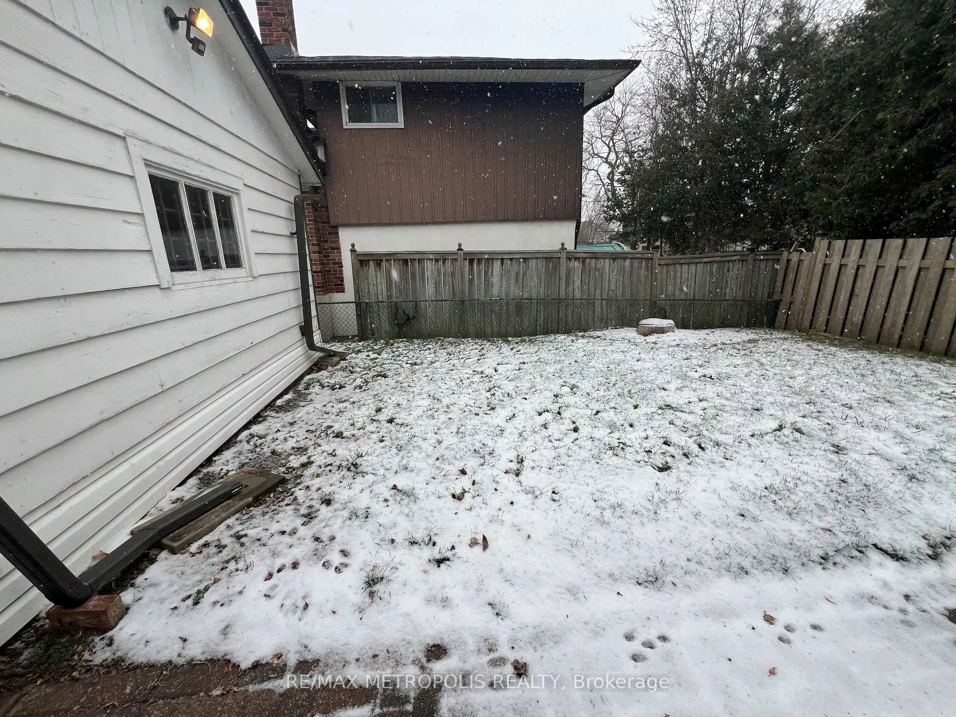 Photo 13 of Unit BSMT, 1101 King Street, Whitby, Downtown Whitby — HOMEH