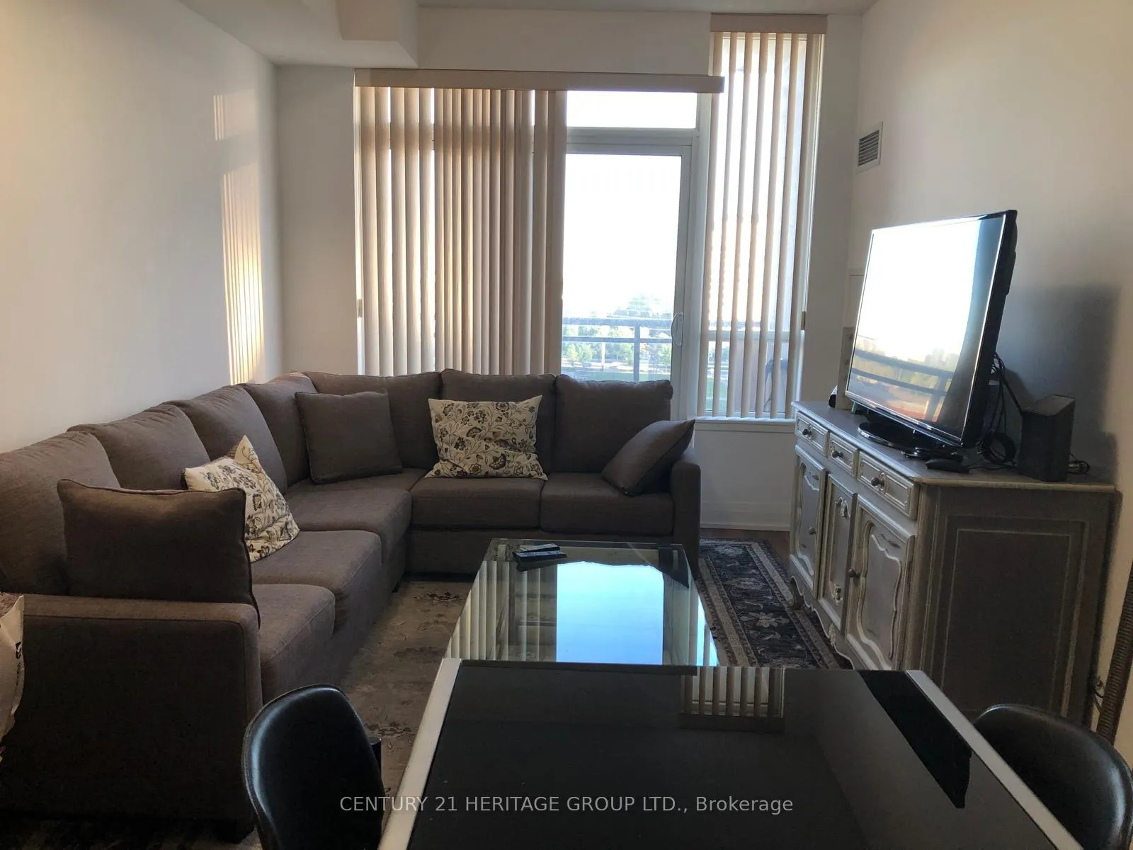 Photo 2 of Unit 807, 75 North Park Road, Vaughan, Beverley Glen — HOMEH