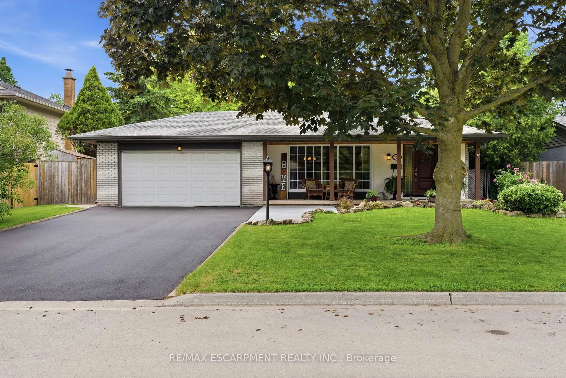 Photo 1 of 5203 Cedarbrook Crescent, Burlington, Appleby — HOMEH
