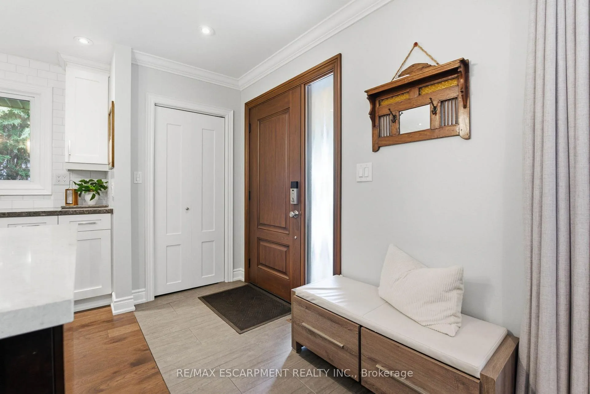 Photo 7 of 5203 Cedarbrook Crescent, Burlington, Appleby — HOMEH