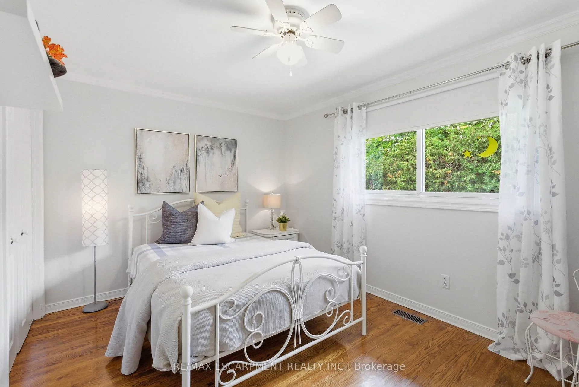Photo 25 of 5203 Cedarbrook Crescent, Burlington, Appleby — HOMEH