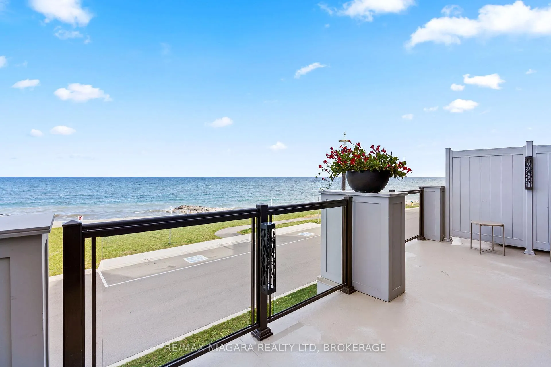 Photo 26 of 60 Waterview Lane, Grimsby, Grimsby Beach — HOMEH