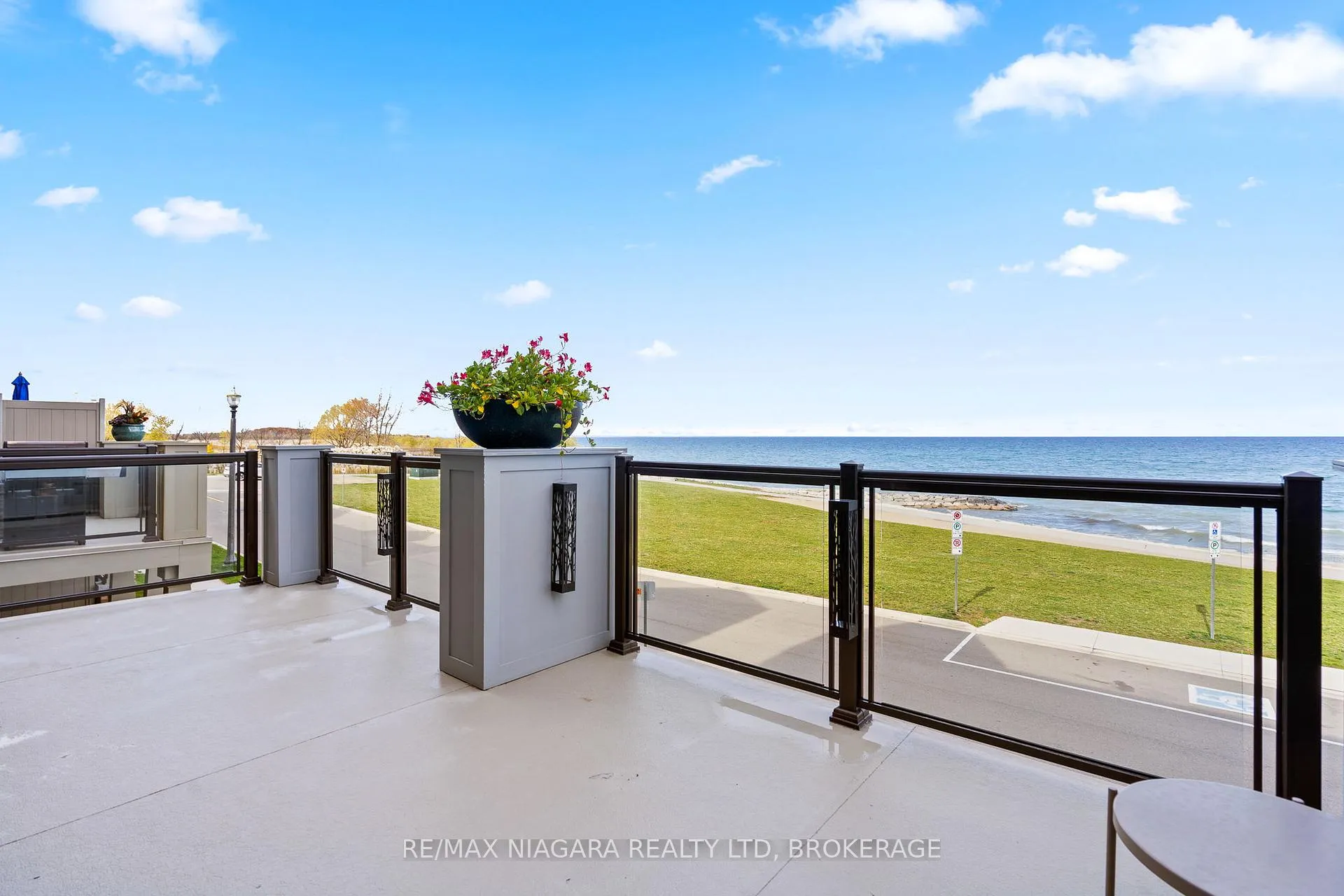 Photo 27 of 60 Waterview Lane, Grimsby, Grimsby Beach — HOMEH