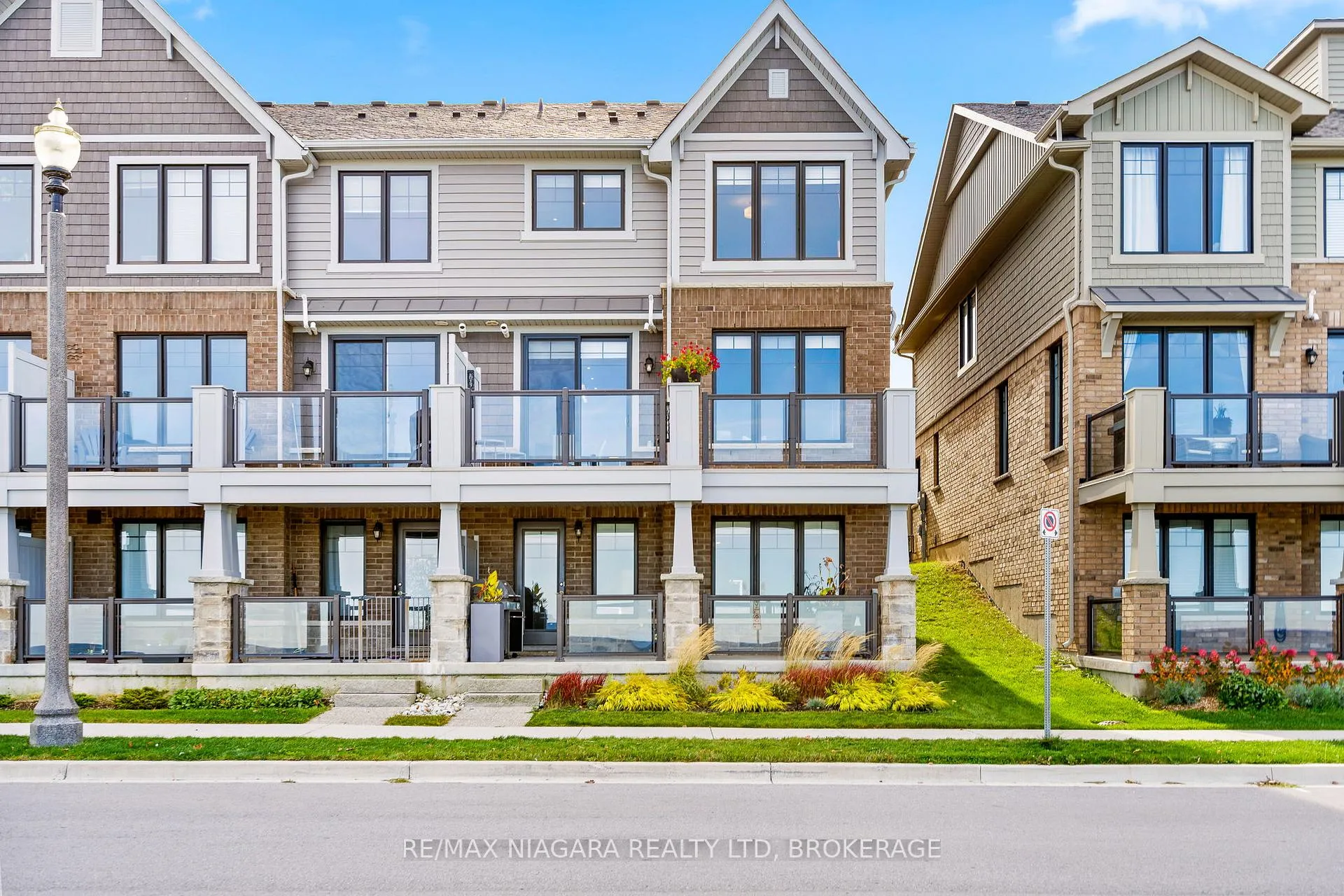 Photo 32 of 60 Waterview Lane, Grimsby, Grimsby Beach — HOMEH