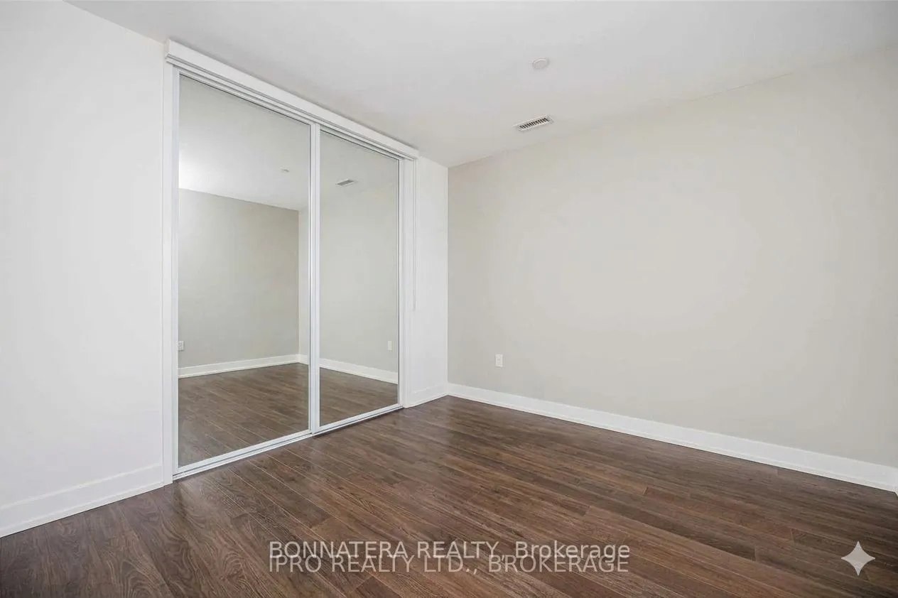 Photo 11 of Unit 1108, 20 Shore Breeze Drive S, Etobicoke, Mimico — HOMEH