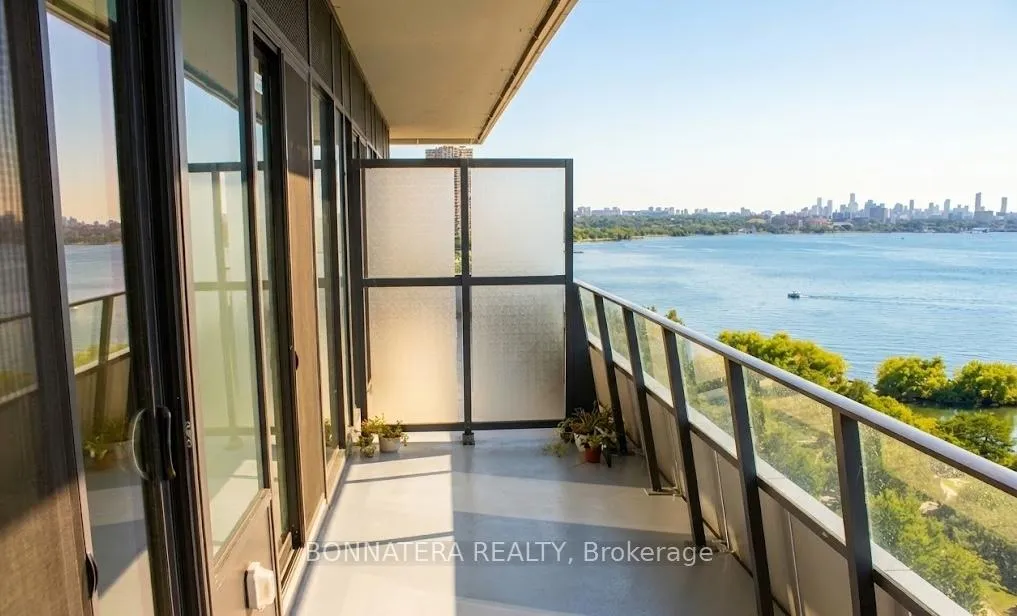 Photo 12 of Unit 1108, 20 Shore Breeze Drive S, Etobicoke, Mimico — HOMEH