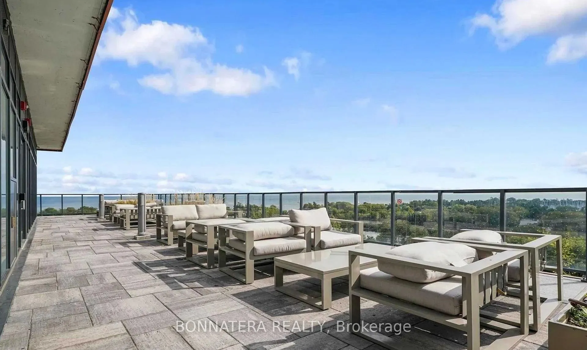Photo 15 of Unit 1108, 20 Shore Breeze Drive S, Etobicoke, Mimico — HOMEH